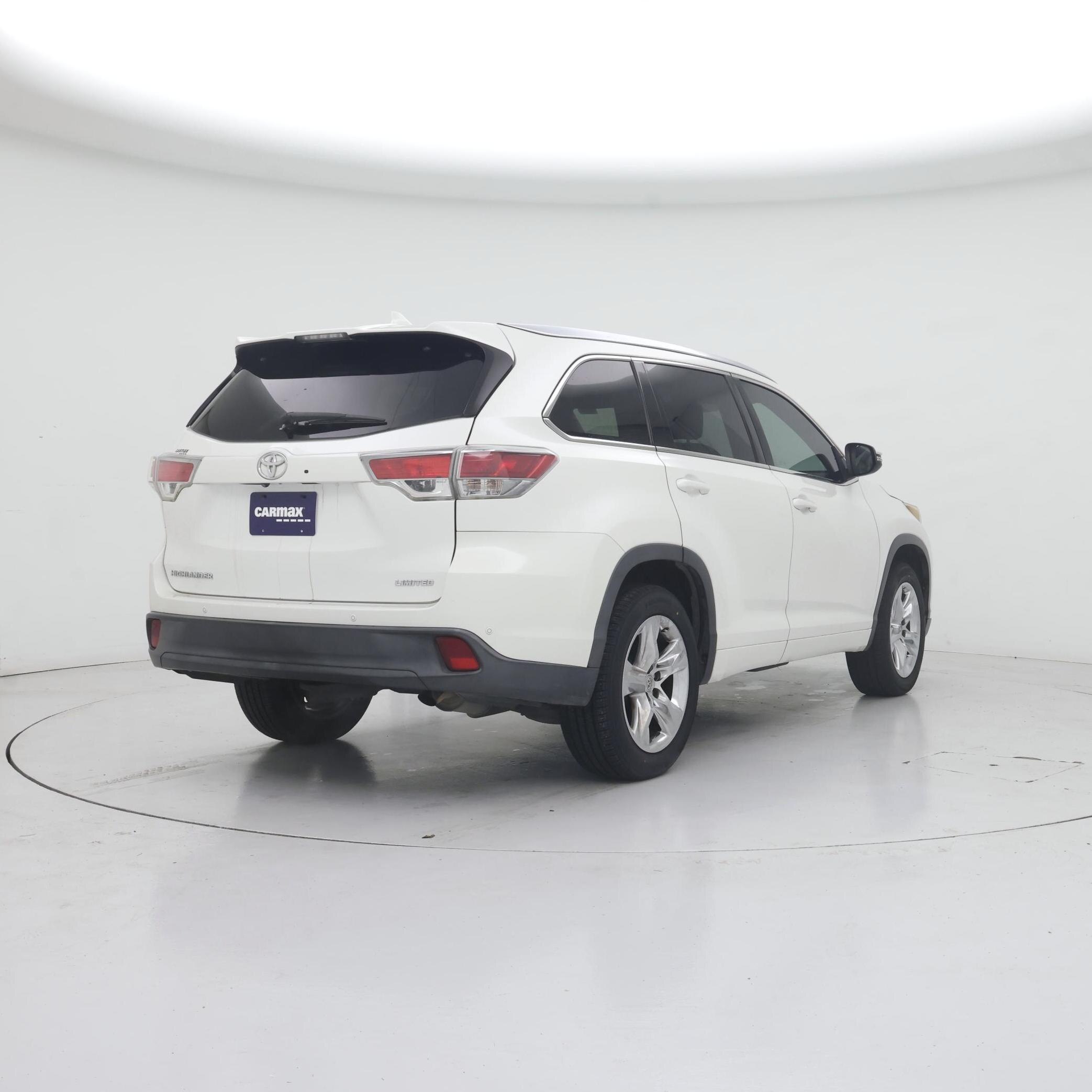 Thumbnail: 2015 Toyota Highlander - 8