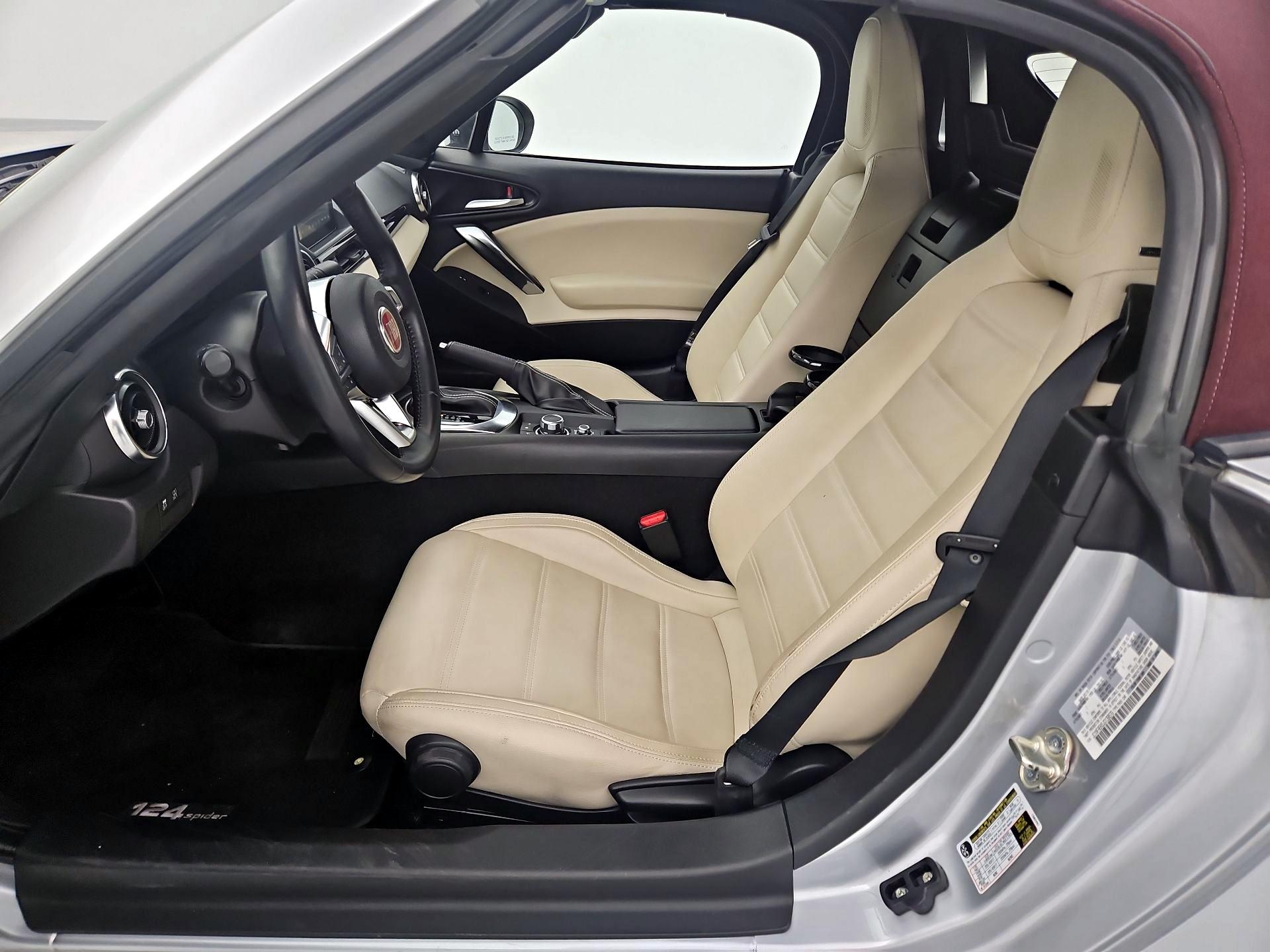 Thumbnail: 2018 Fiat 124 Spider - 11