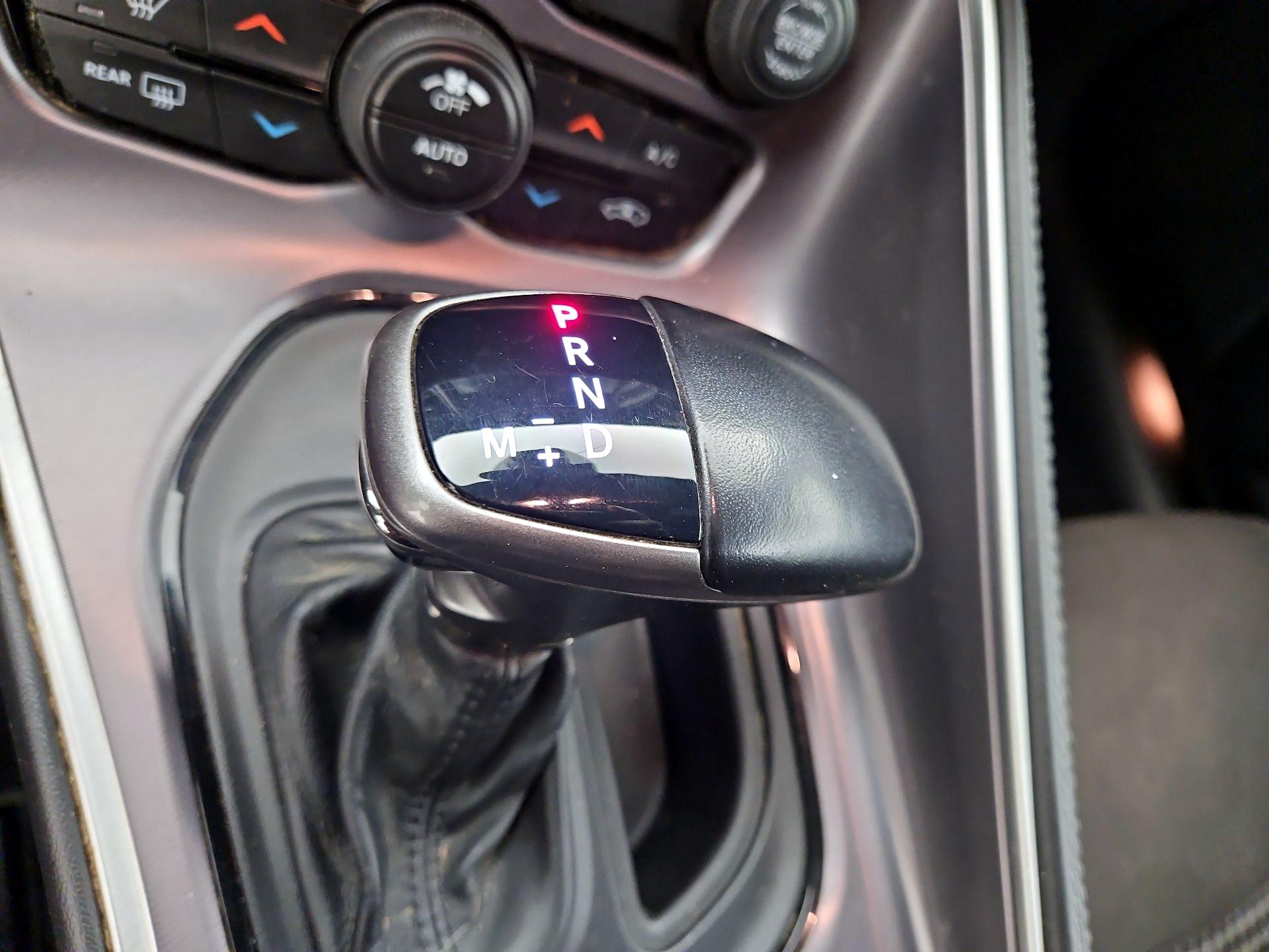 Thumbnail: 2019 Dodge Challenger - 17