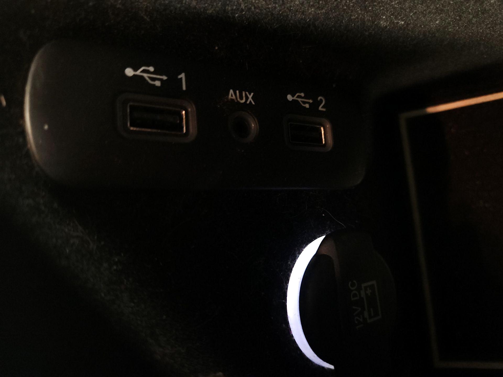 Thumbnail: 2019 Dodge Challenger - 18