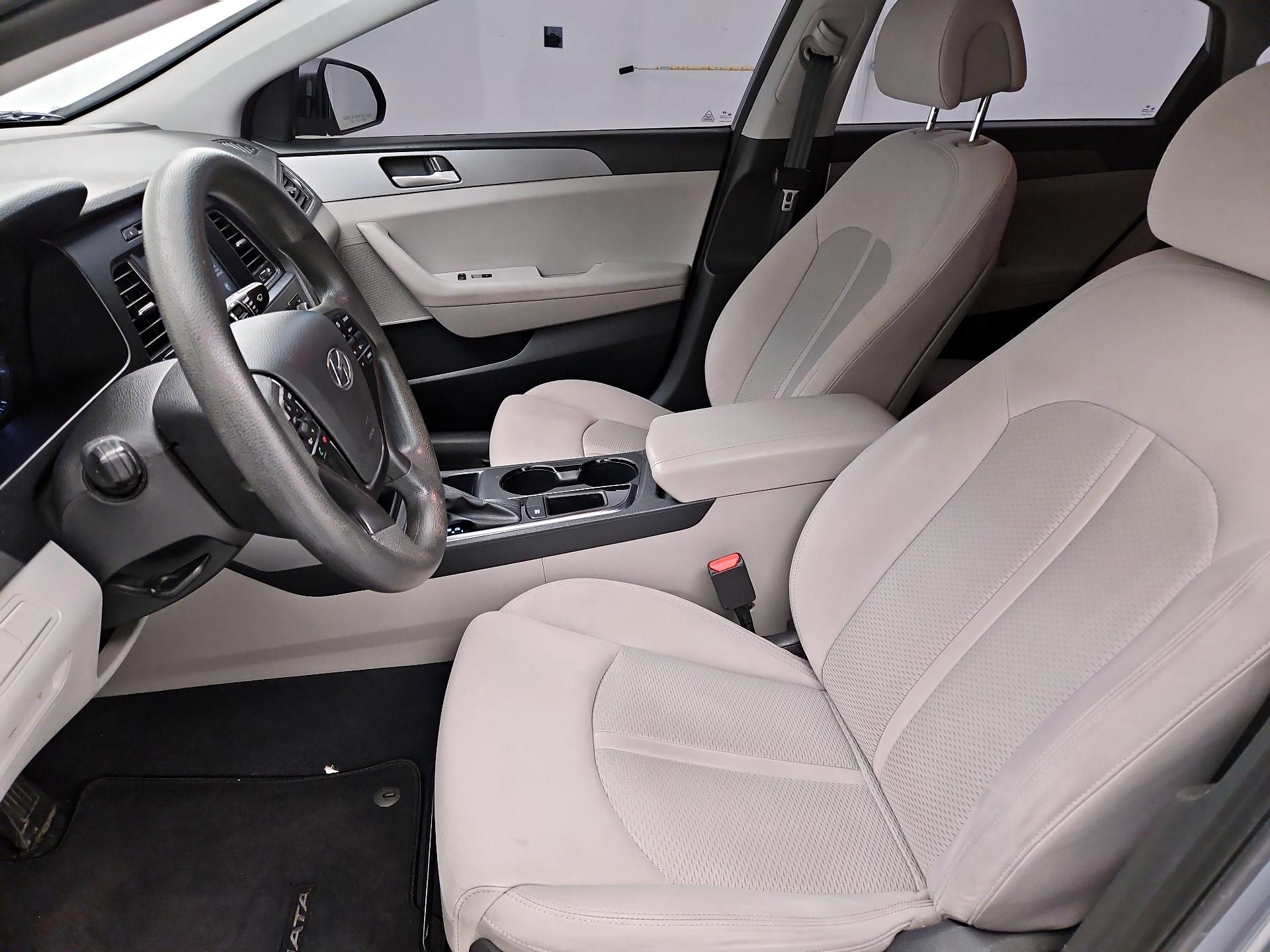 Thumbnail: 2017 Hyundai Sonata - 11