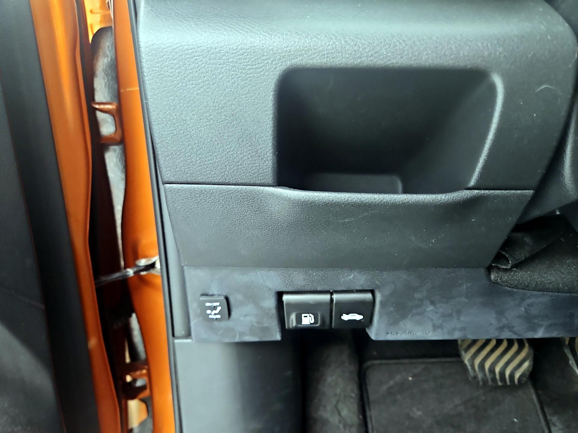 Thumbnail: 2021 Nissan Kicks - 13