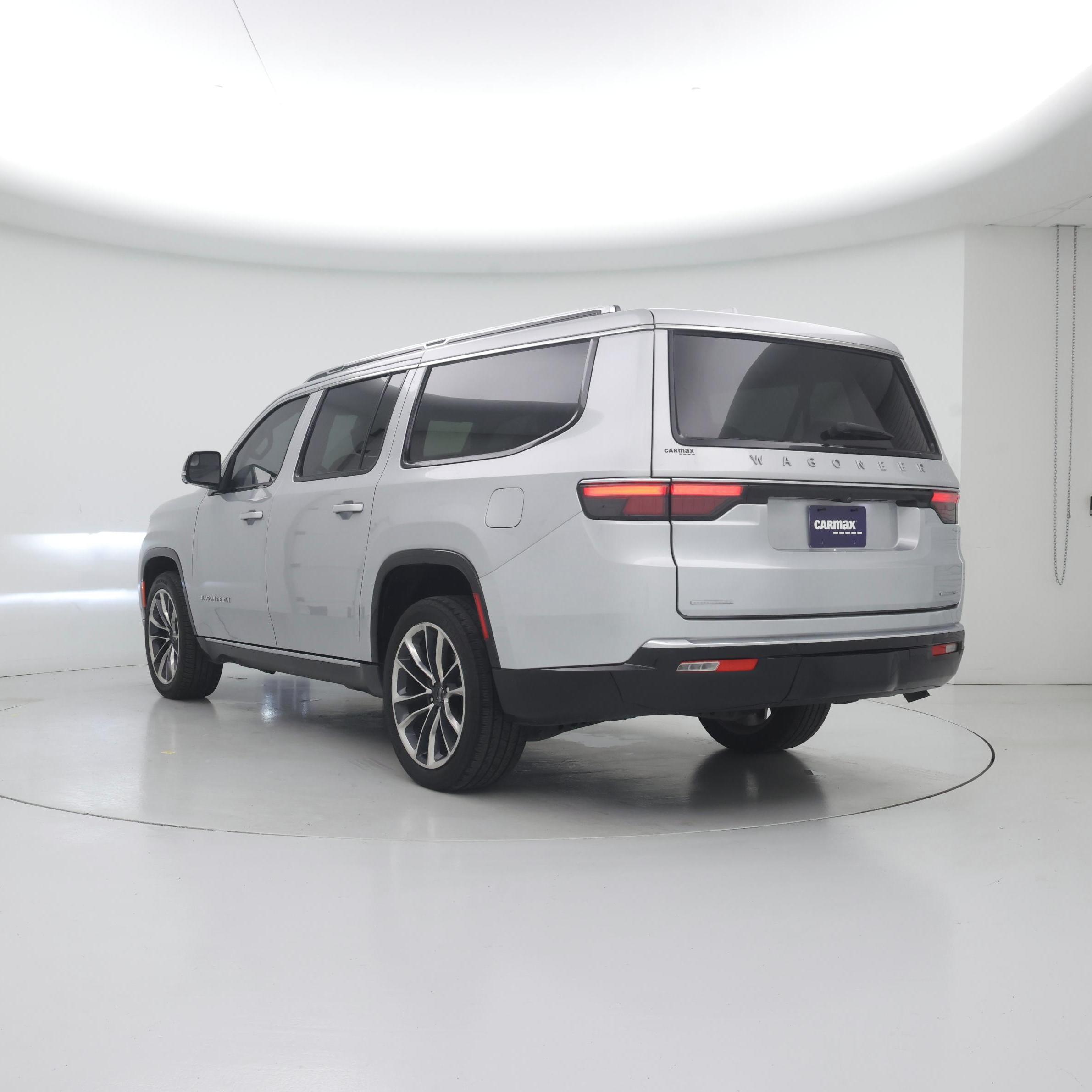 Thumbnail: 2023 Jeep Wagoneer - 2