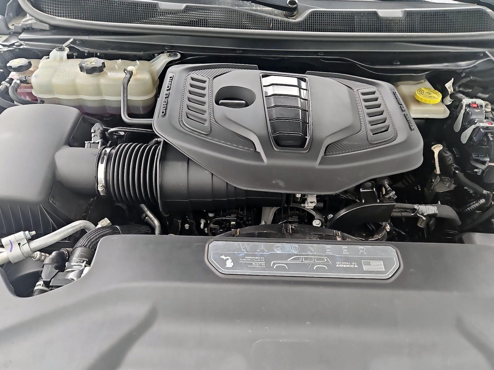 2023 Jeep Wagoneer L Series III - Photo 26
