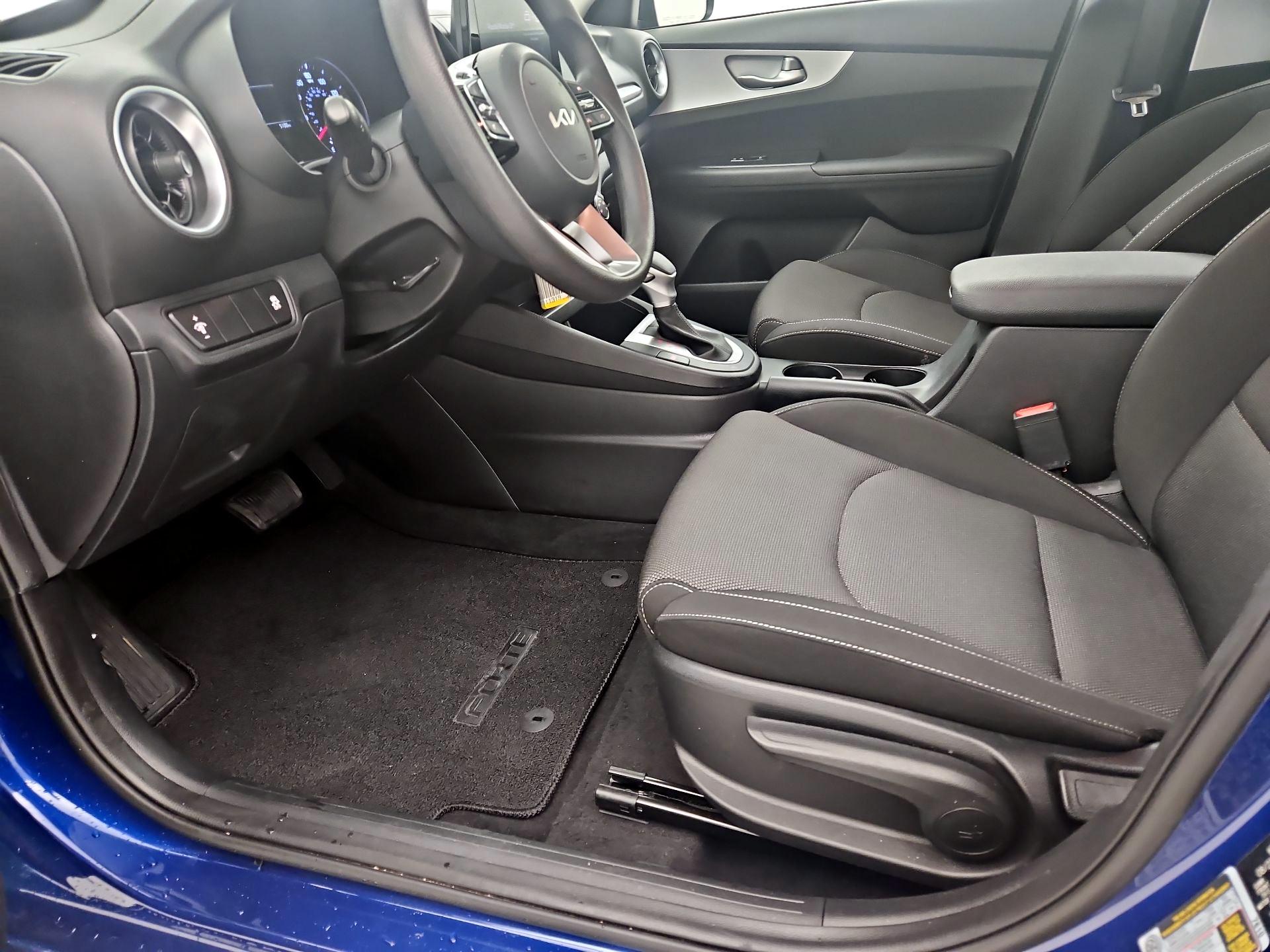 Thumbnail: 2023 Kia Forte - 11