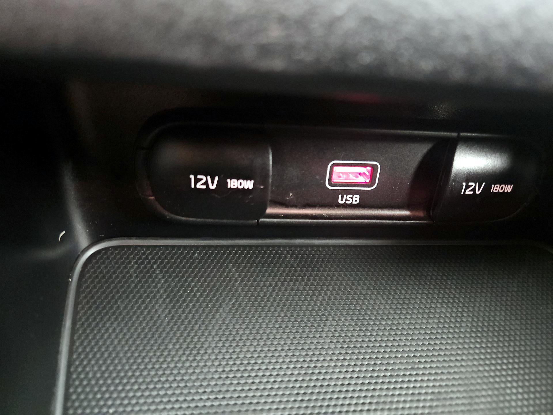 Thumbnail: 2023 Kia Forte - 18