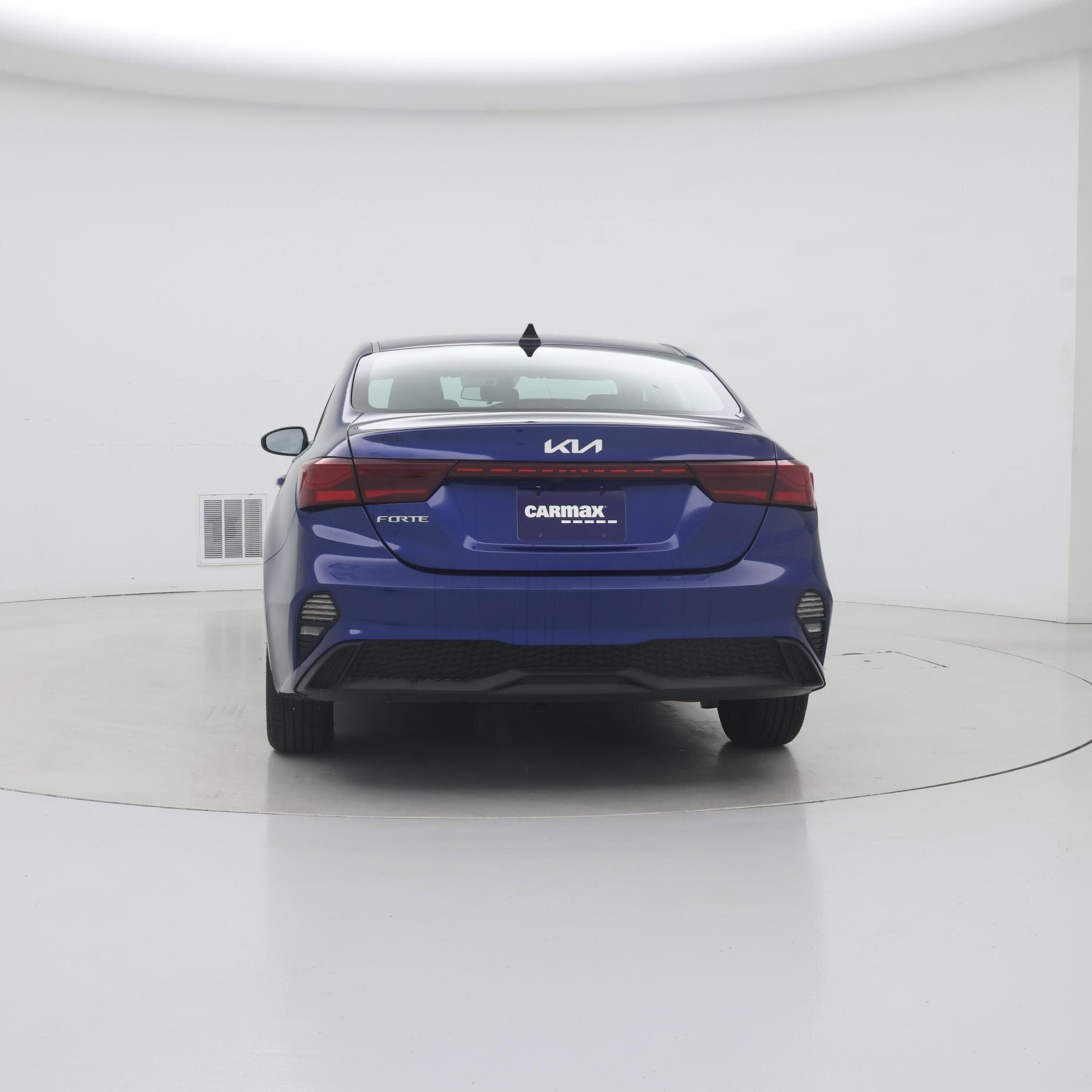 Thumbnail: 2023 Kia Forte - 6