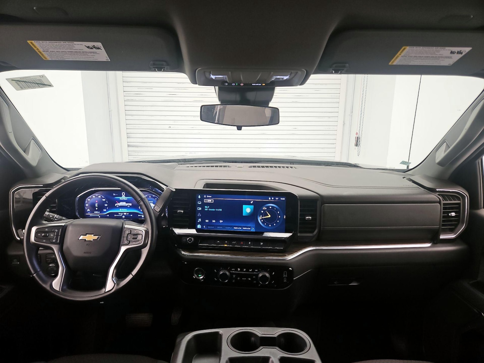 2023 Chevrolet Silverado 1500 LT - Photo 10