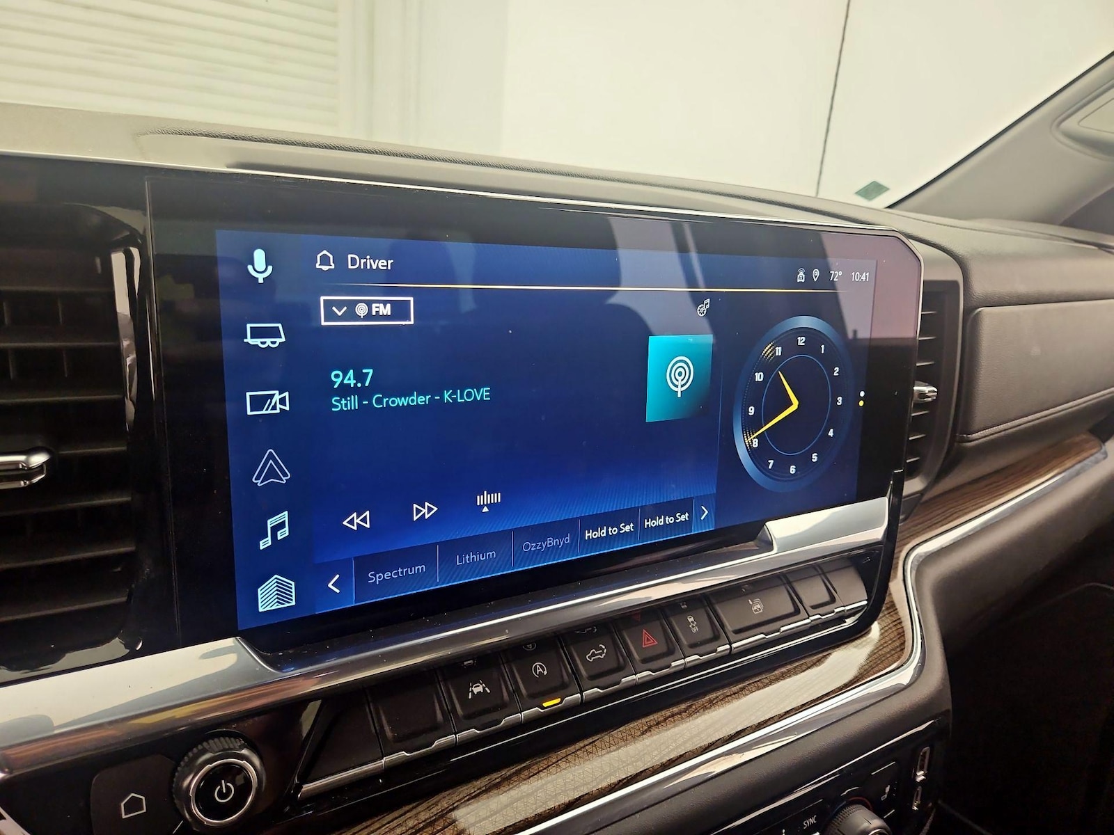 2023 Chevrolet Silverado 1500 LT - Photo 16