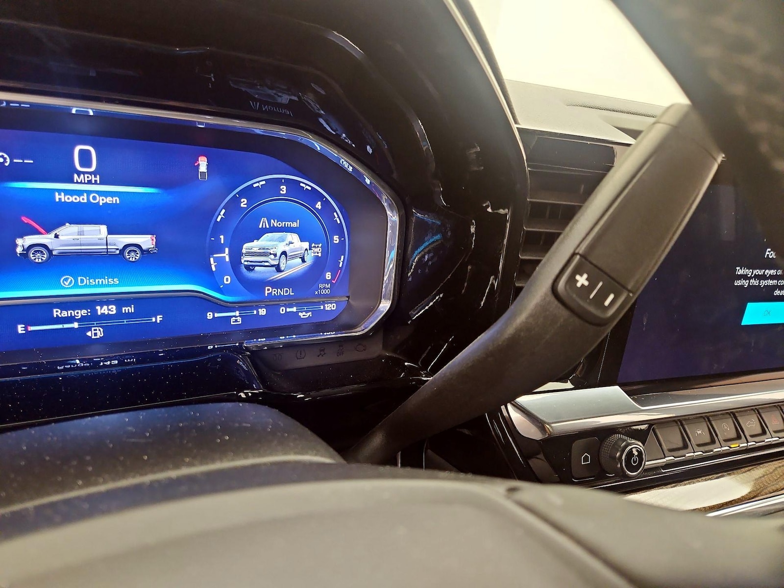 2023 Chevrolet Silverado 1500 LT - Photo 18