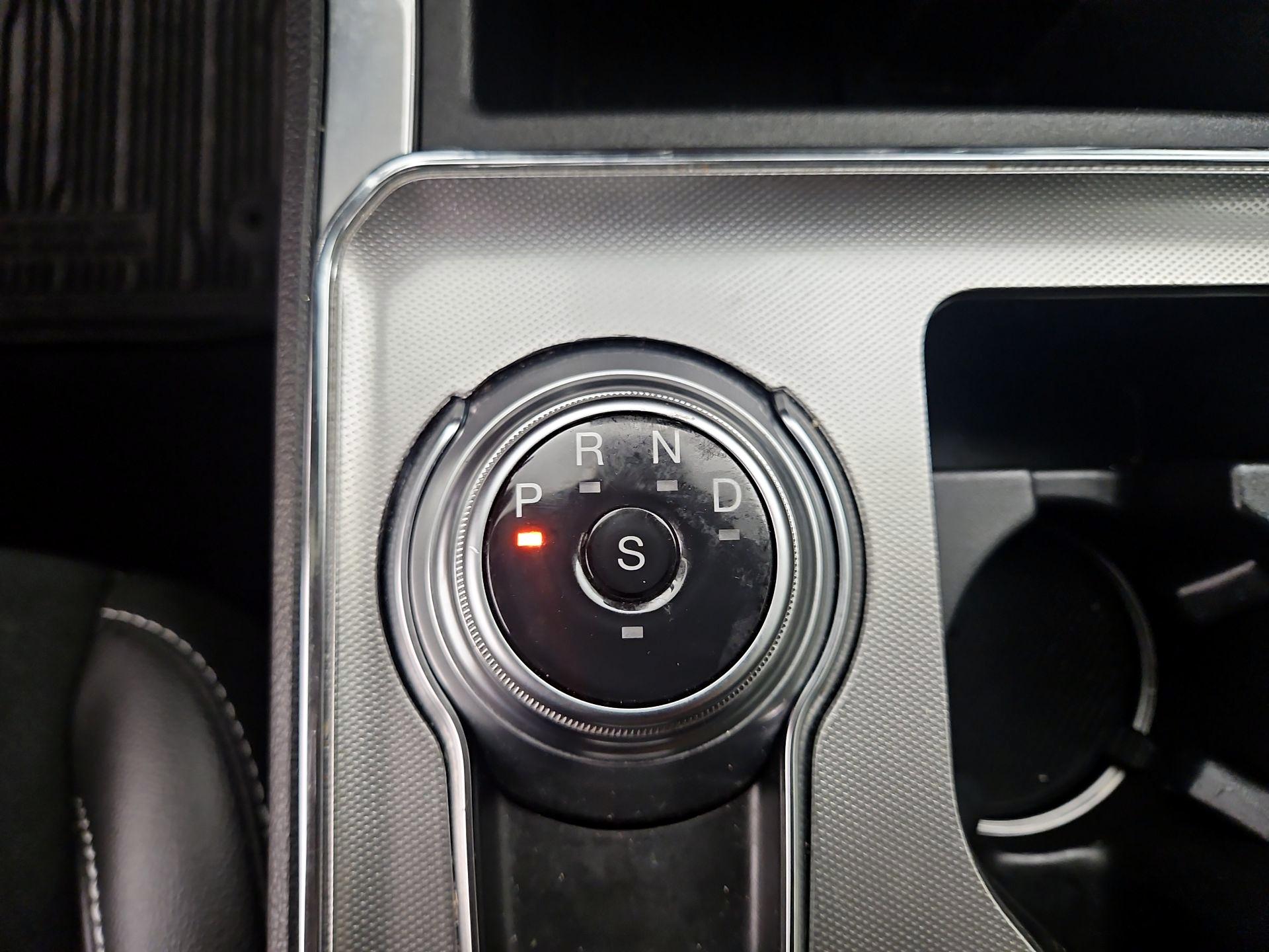 Thumbnail: 2023 Ford Edge - 18