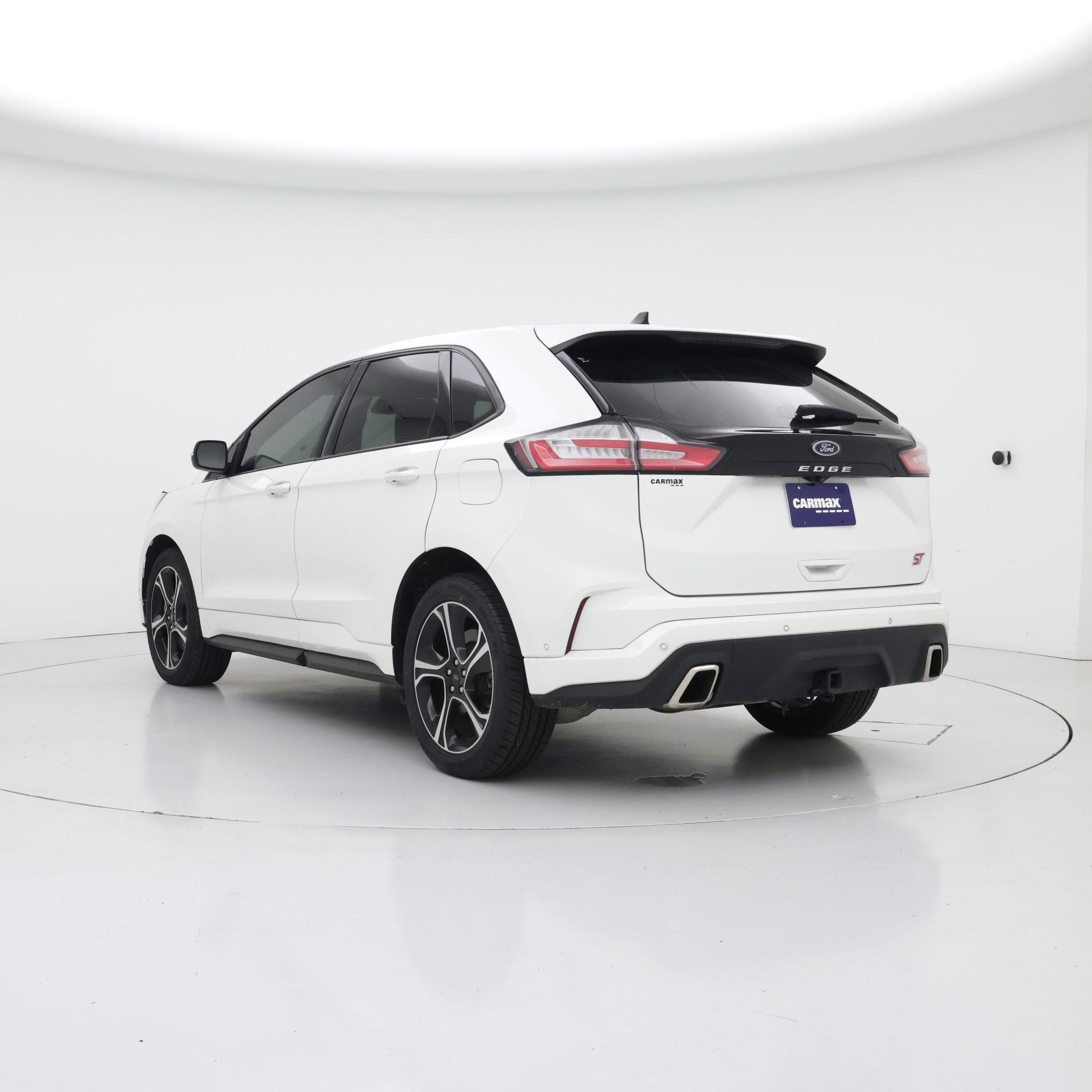 Thumbnail: 2023 Ford Edge - 2