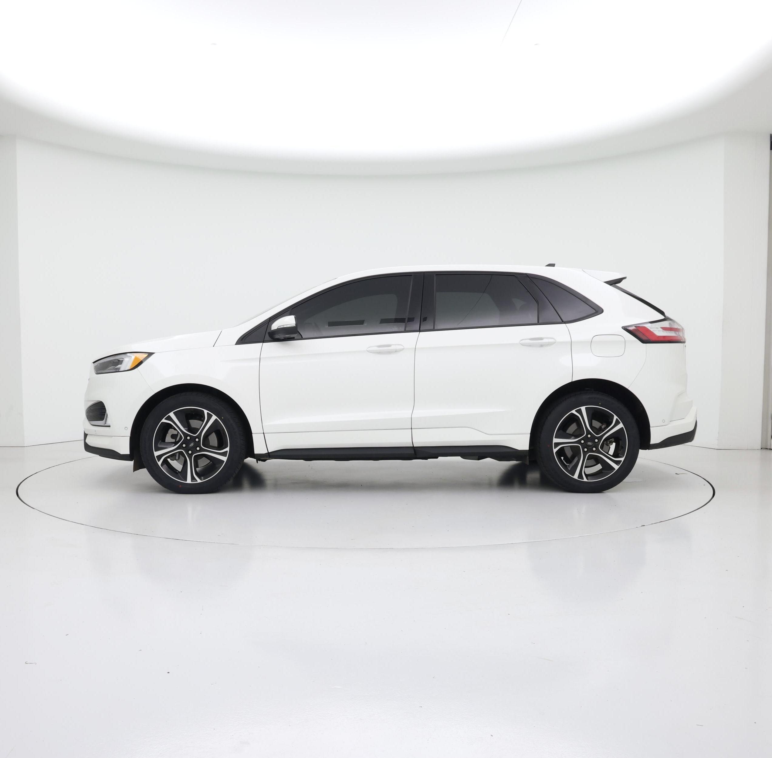 Thumbnail: 2023 Ford Edge - 3