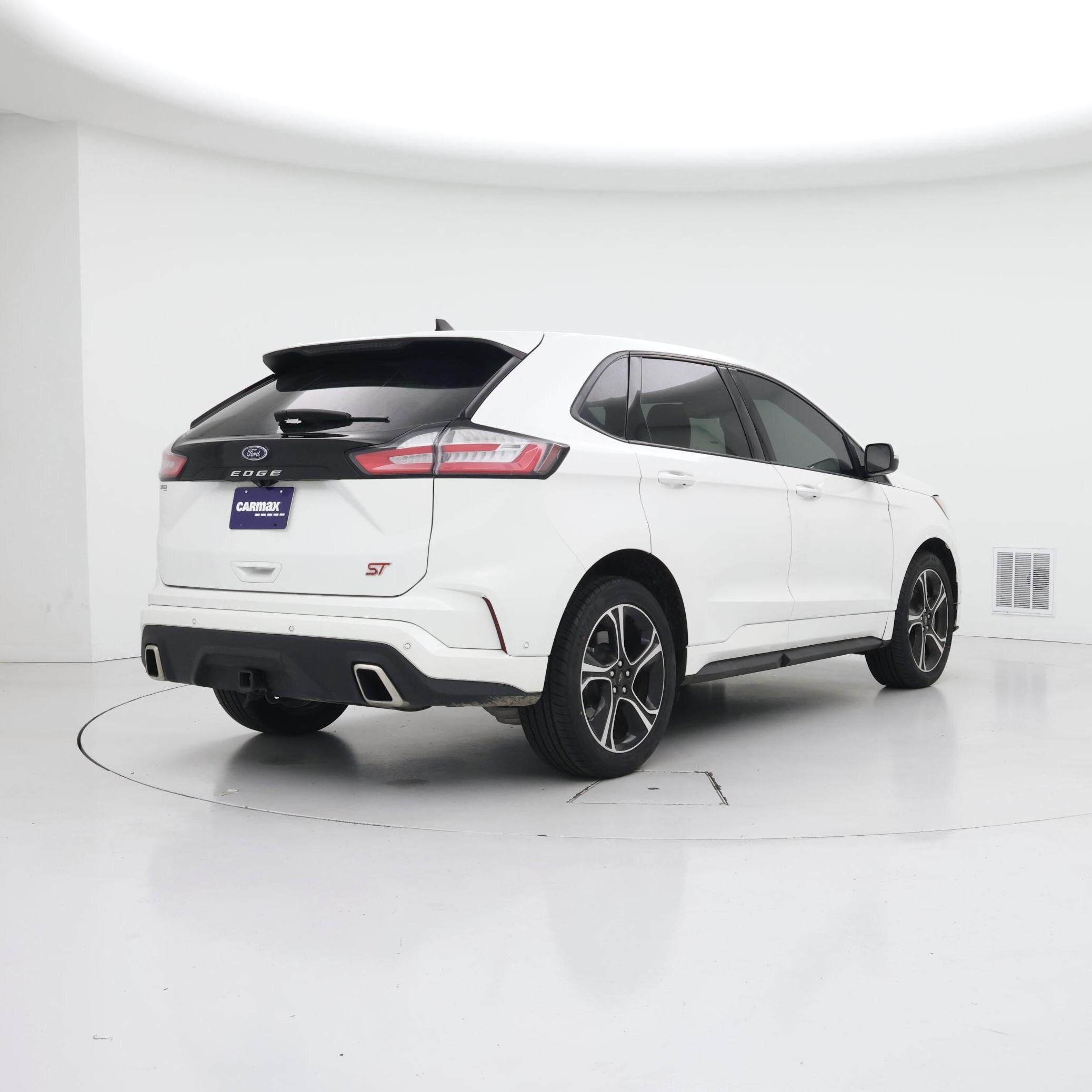 Thumbnail: 2023 Ford Edge - 8