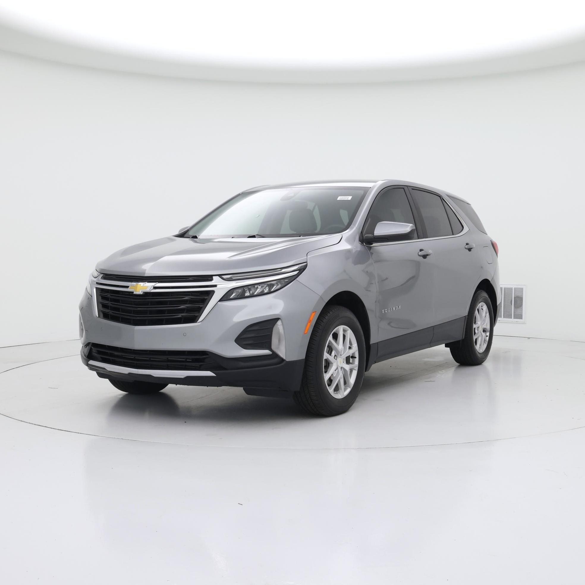 Thumbnail: 2023 Chevrolet Equinox - 4