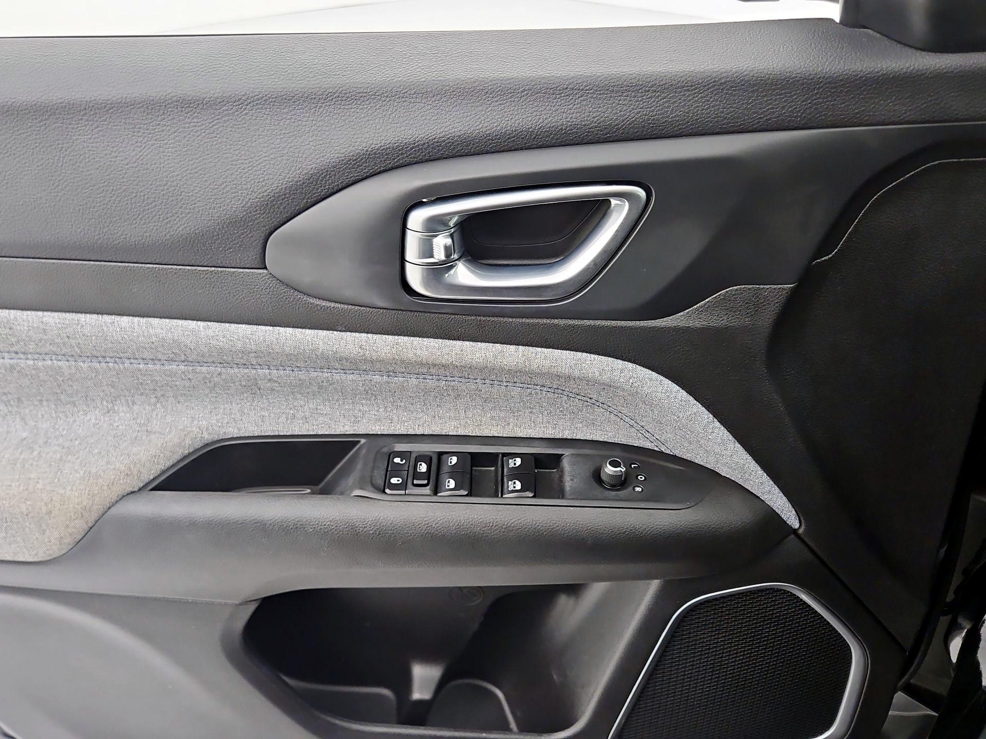 Thumbnail: 2024 Jeep Compass - 12