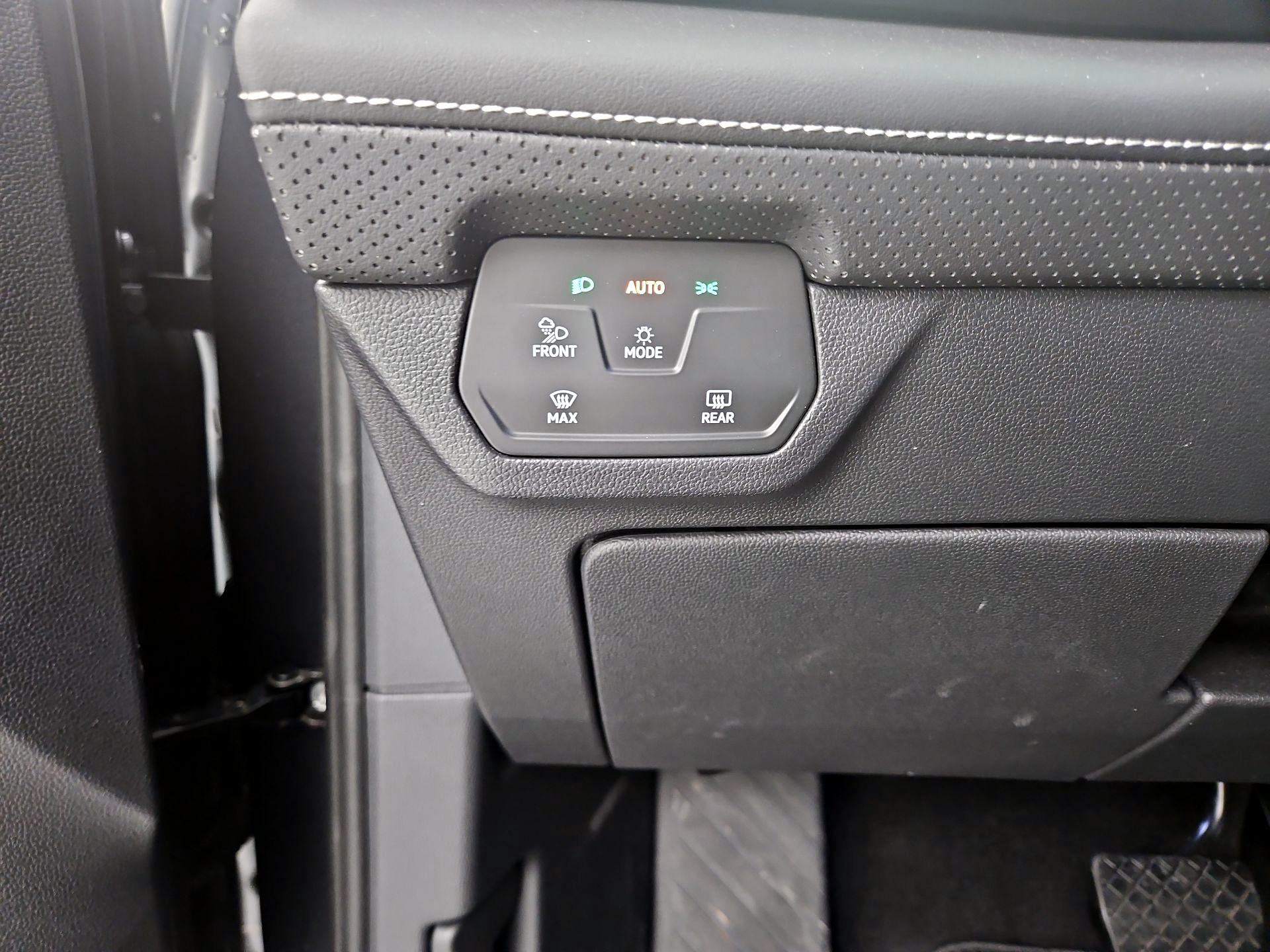 Thumbnail: 2025 Volkswagen Atlas - 13