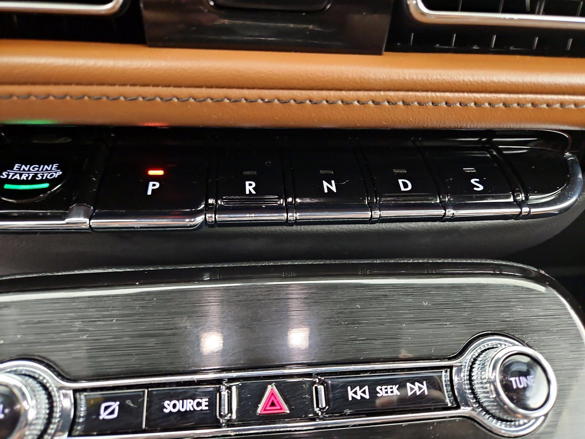 Thumbnail: 2023 Lincoln Nautilus - 18