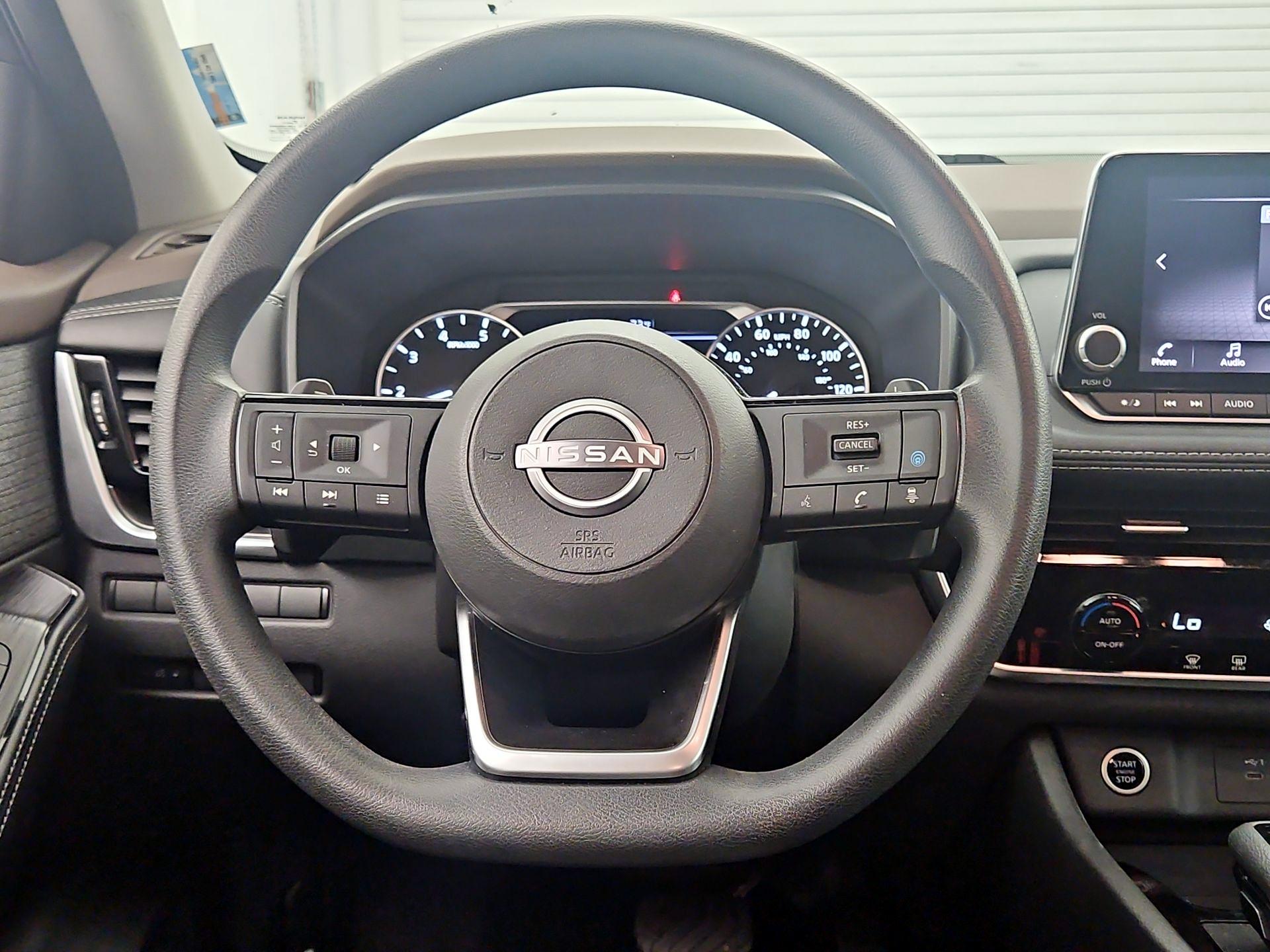 Thumbnail: 2023 Nissan Rogue - 10