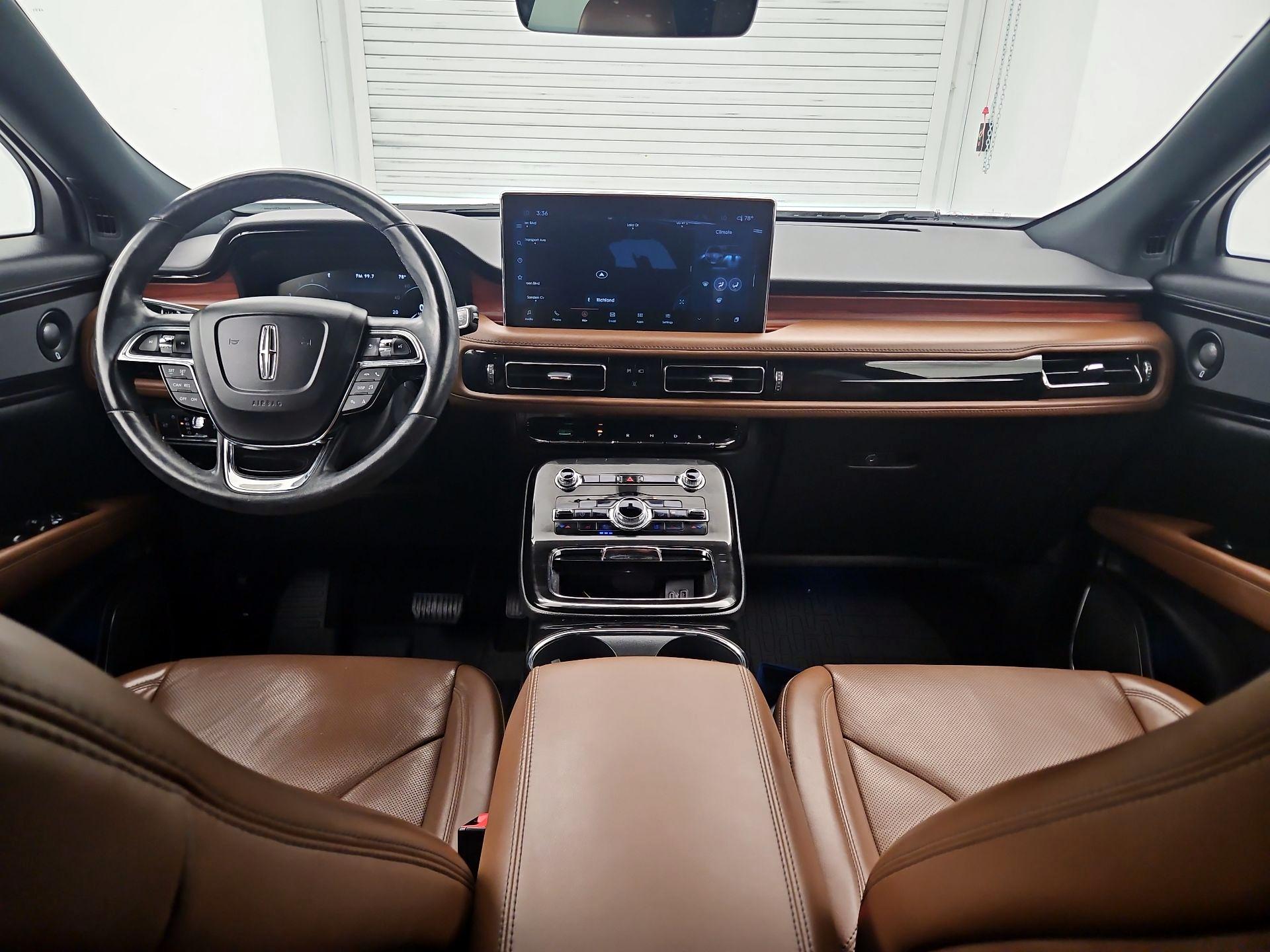 Thumbnail: 2022 Lincoln Nautilus - 9