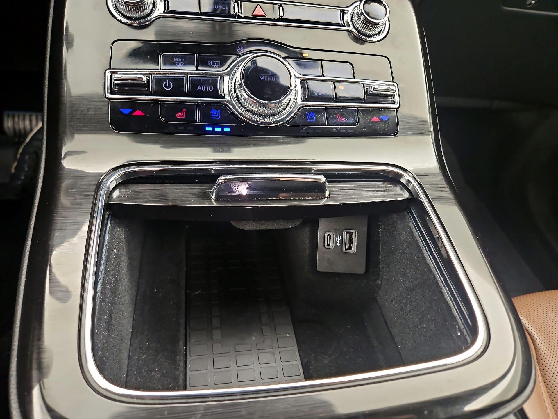 Thumbnail: 2022 Lincoln Nautilus - 19