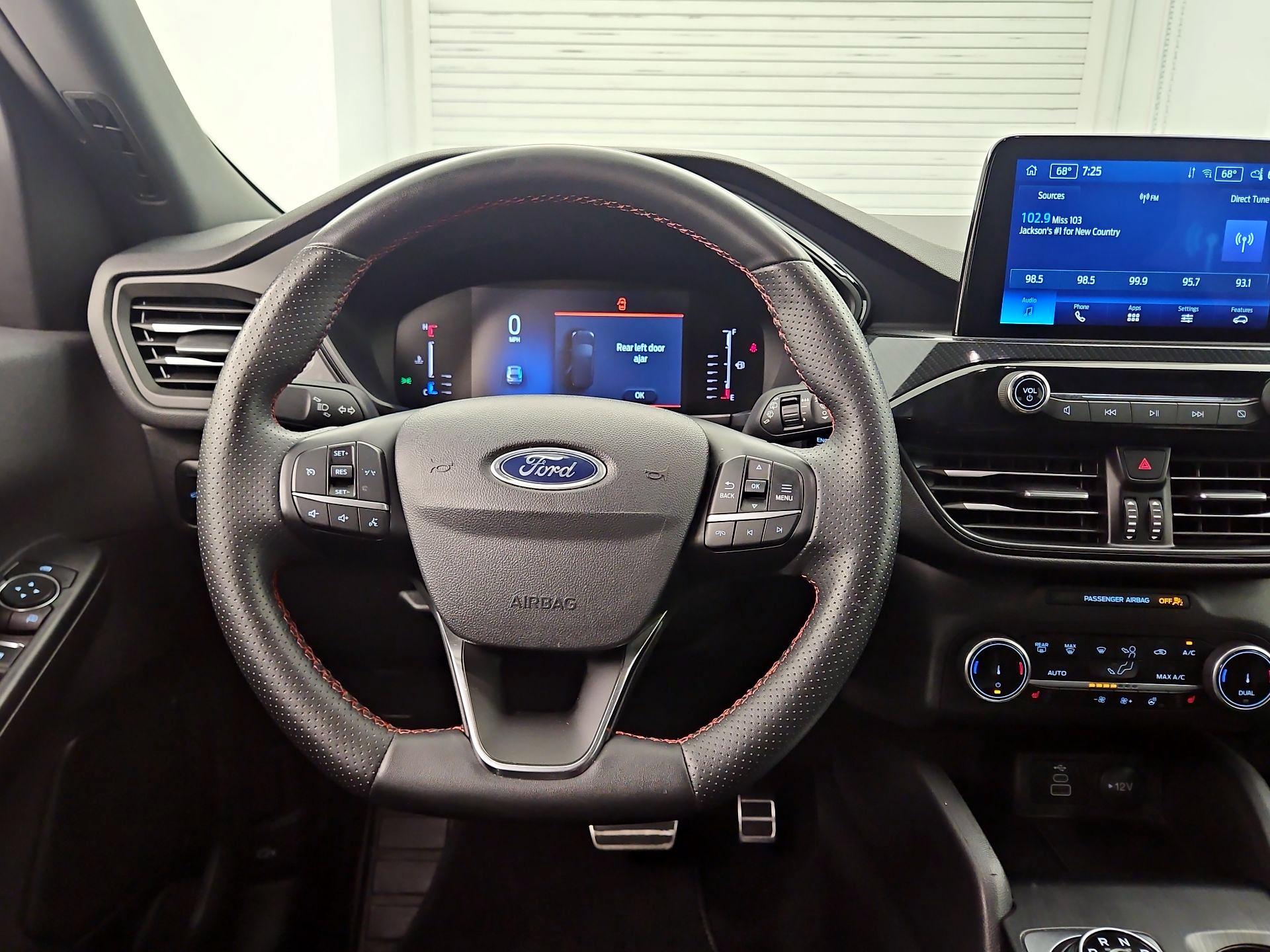 Thumbnail: 2024 Ford Escape - 10