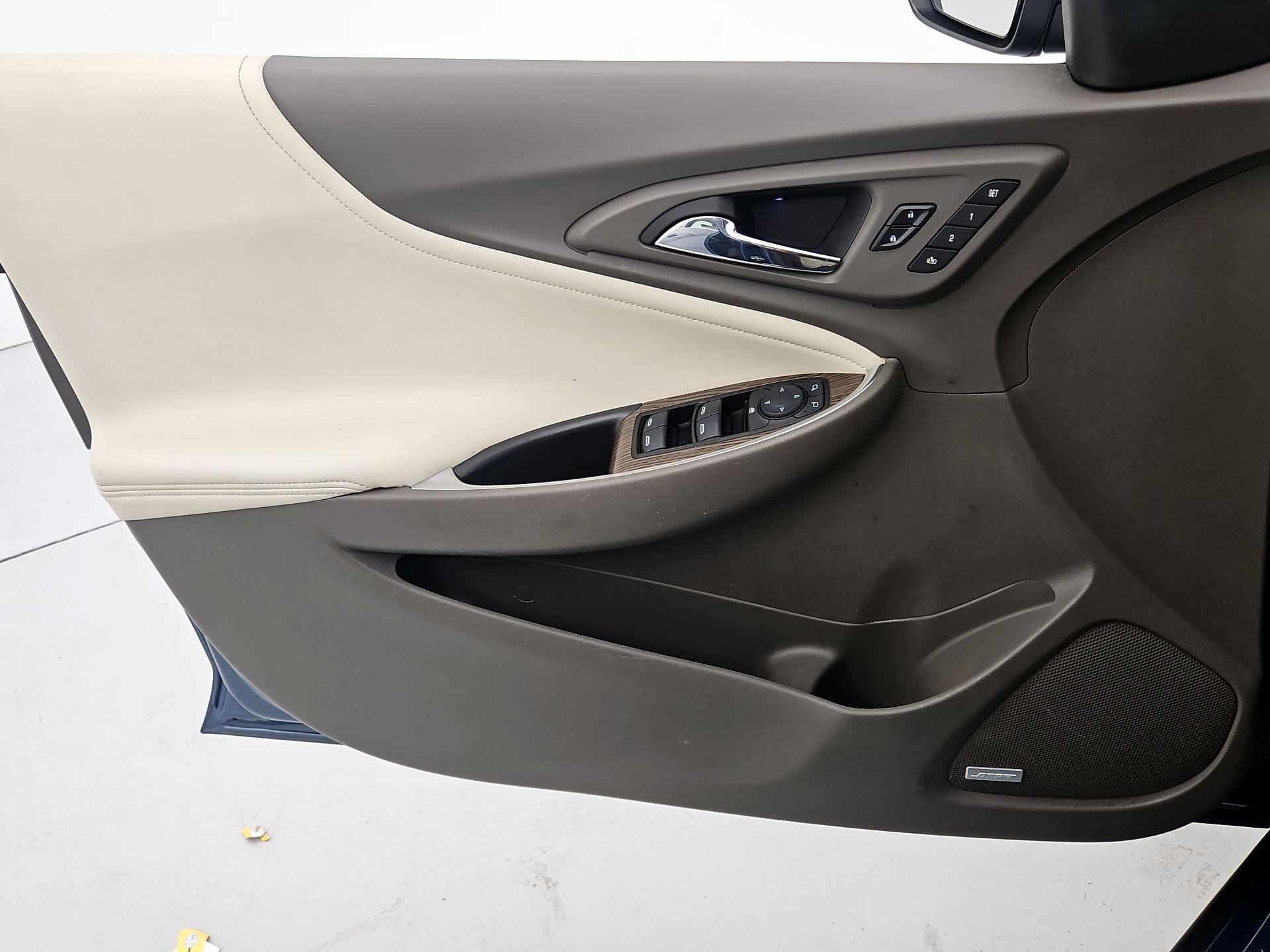 Thumbnail: 2024 Chevrolet Malibu - 12