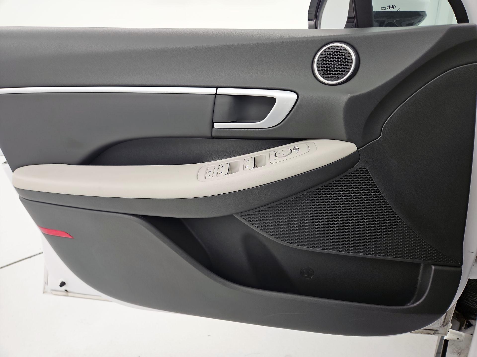 Thumbnail: 2025 Hyundai Sonata - 12