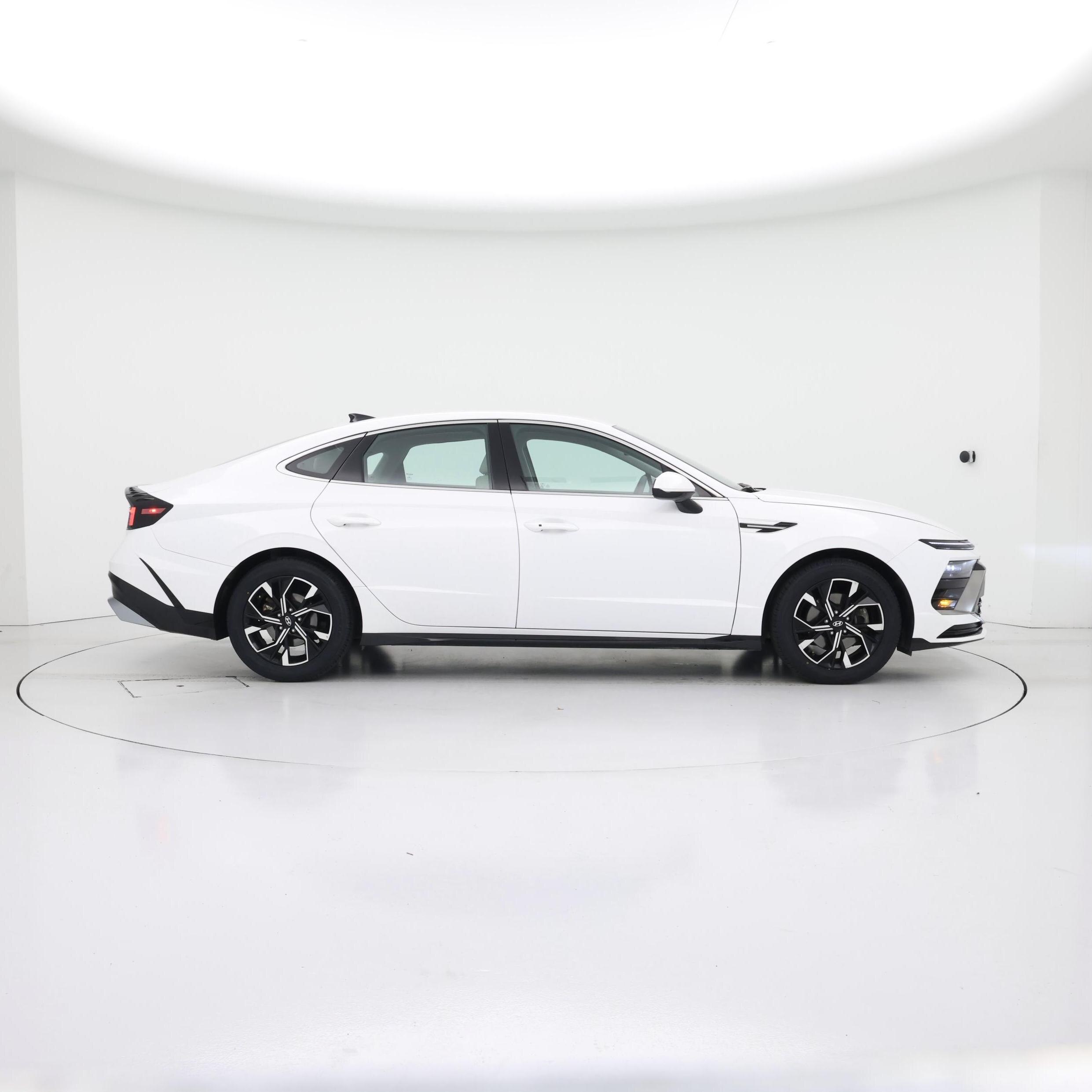 Thumbnail: 2025 Hyundai Sonata - 7