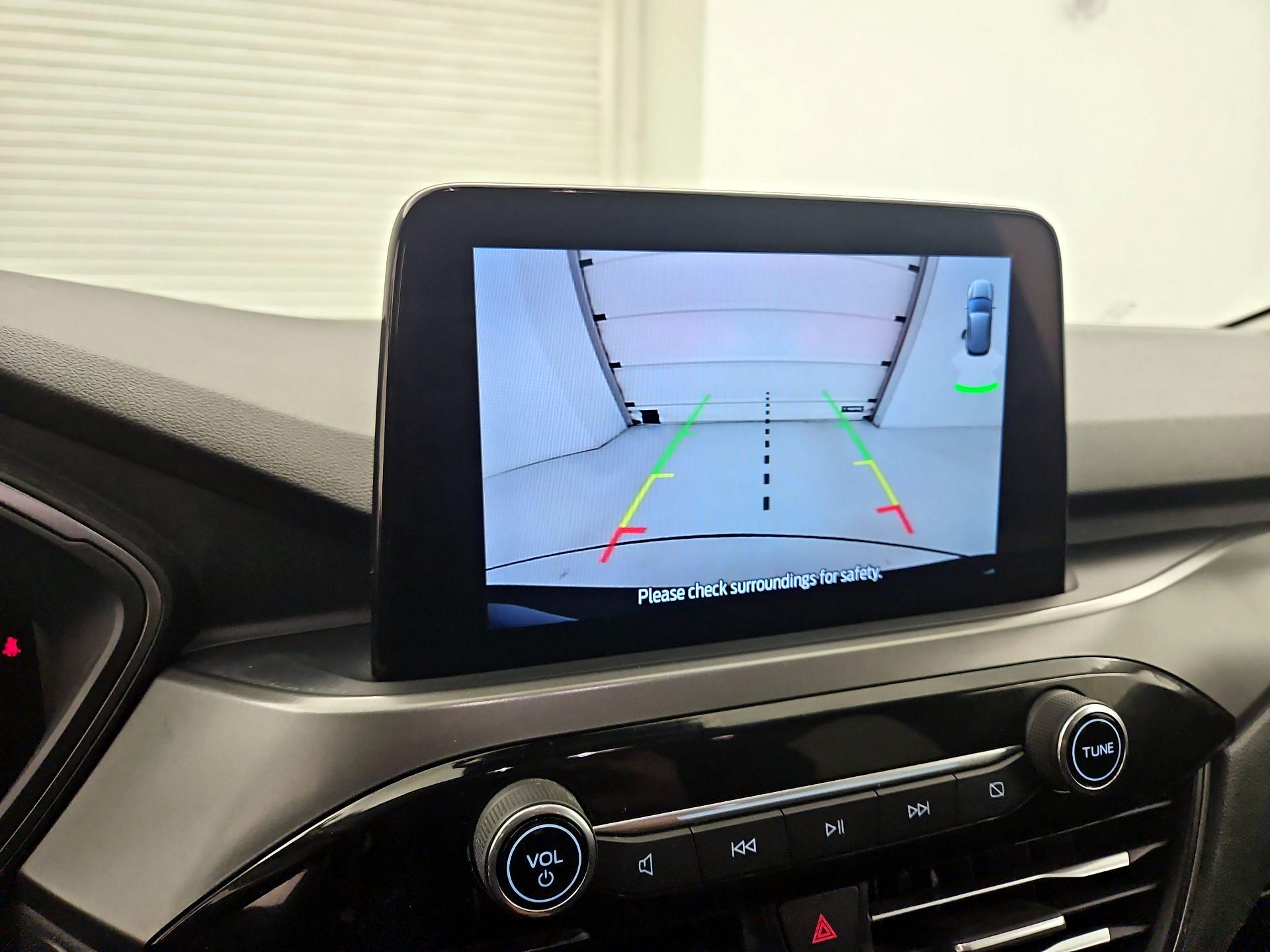 Thumbnail: 2023 Ford Escape - 14