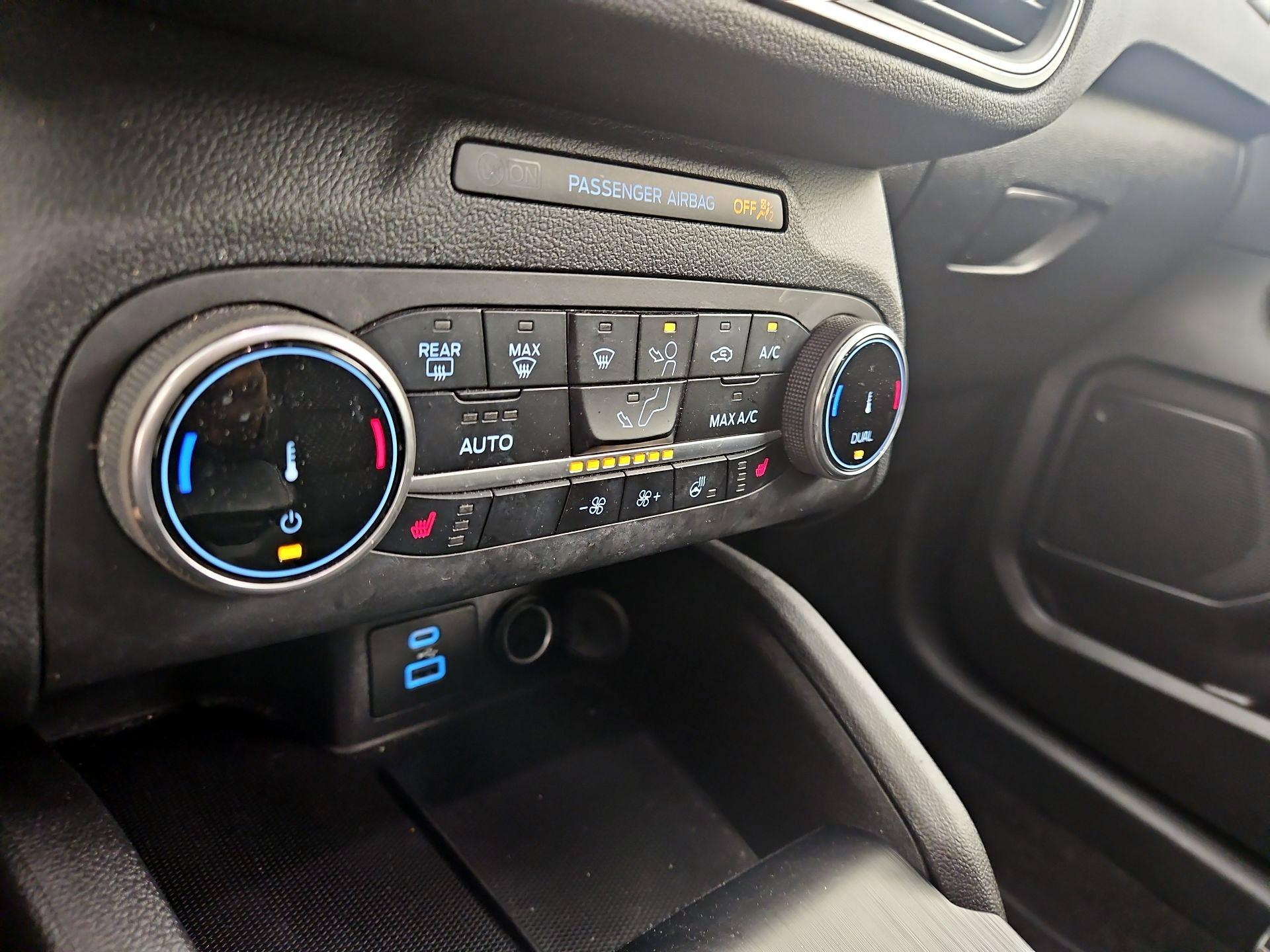 Thumbnail: 2023 Ford Escape - 16