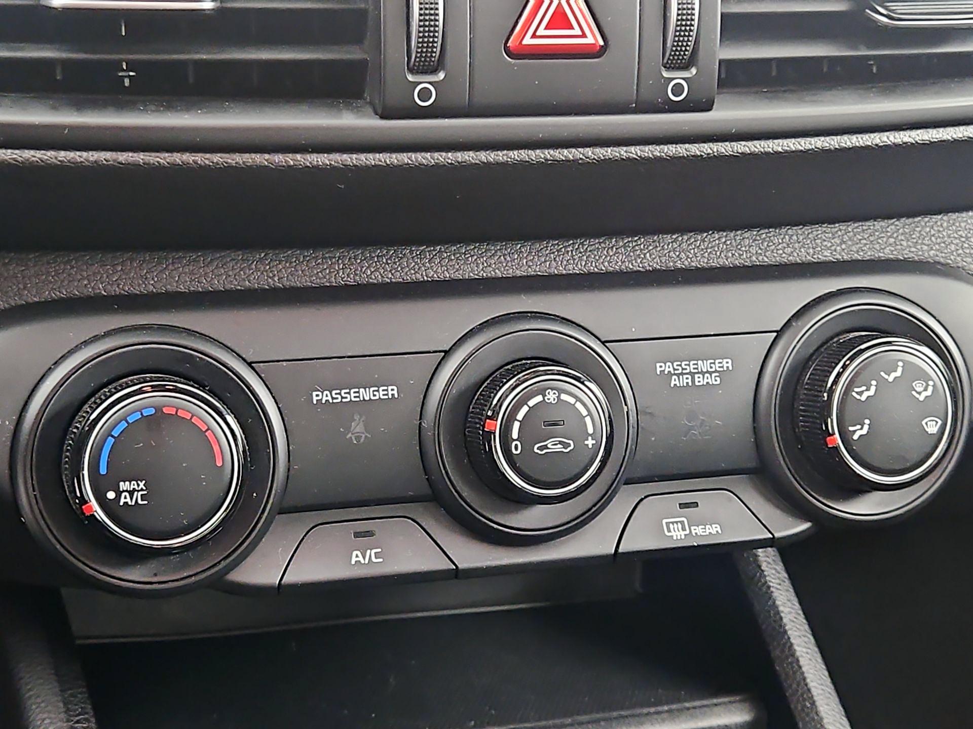 Thumbnail: 2024 Kia Forte - 16