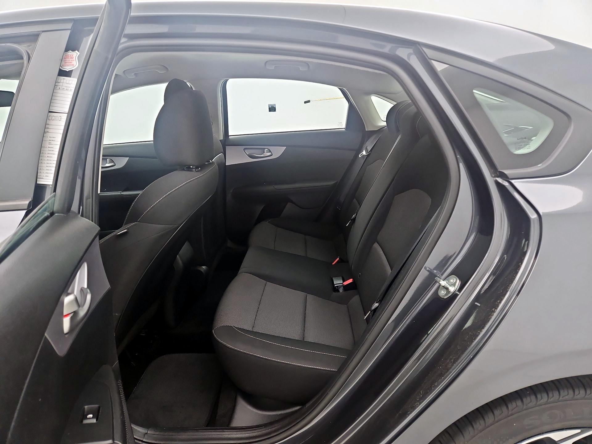 Thumbnail: 2024 Kia Forte - 19