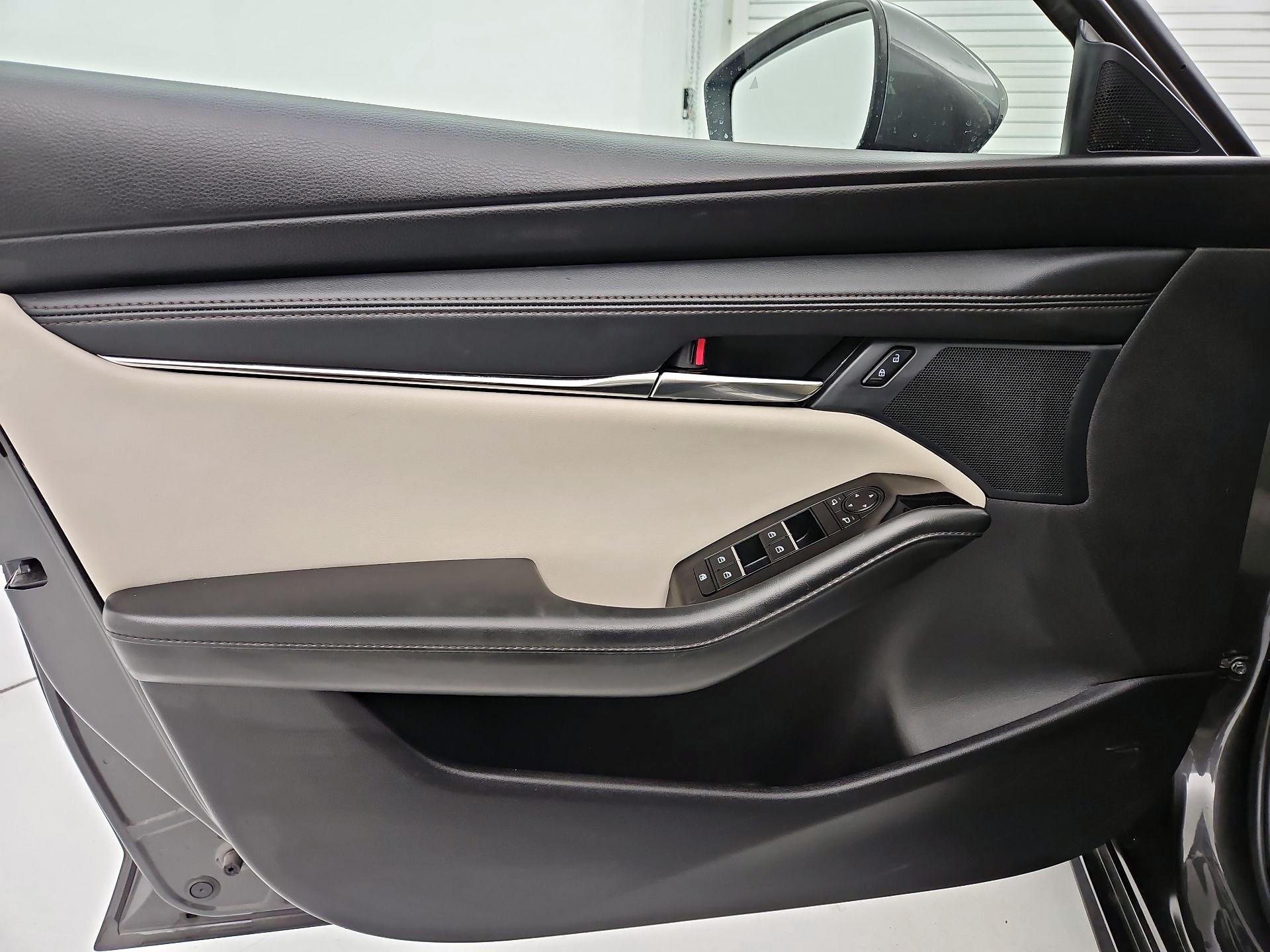 Thumbnail: 2025 Mazda Mazda3 - 12