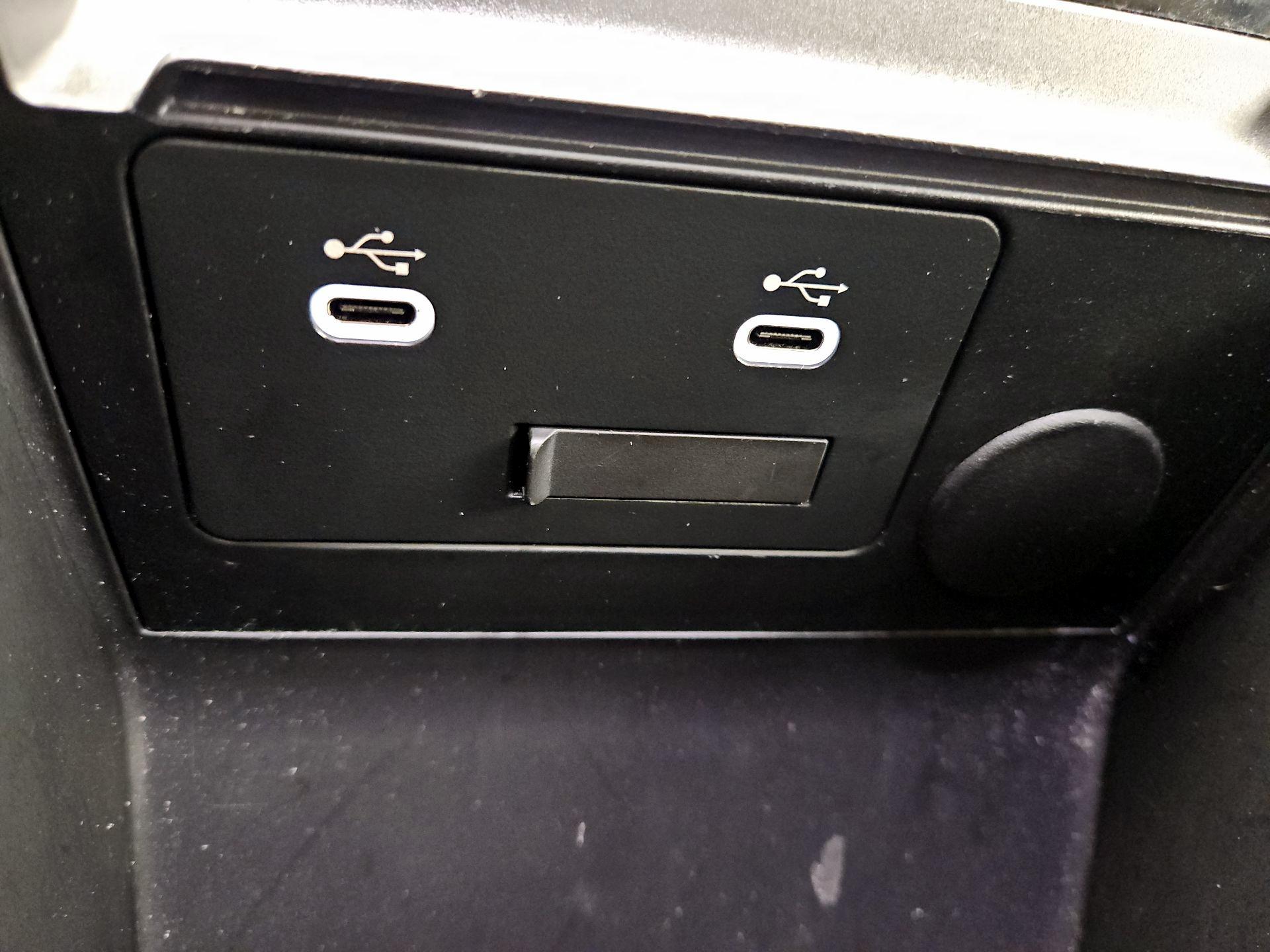 Thumbnail: 2025 Mazda Mazda3 - 19