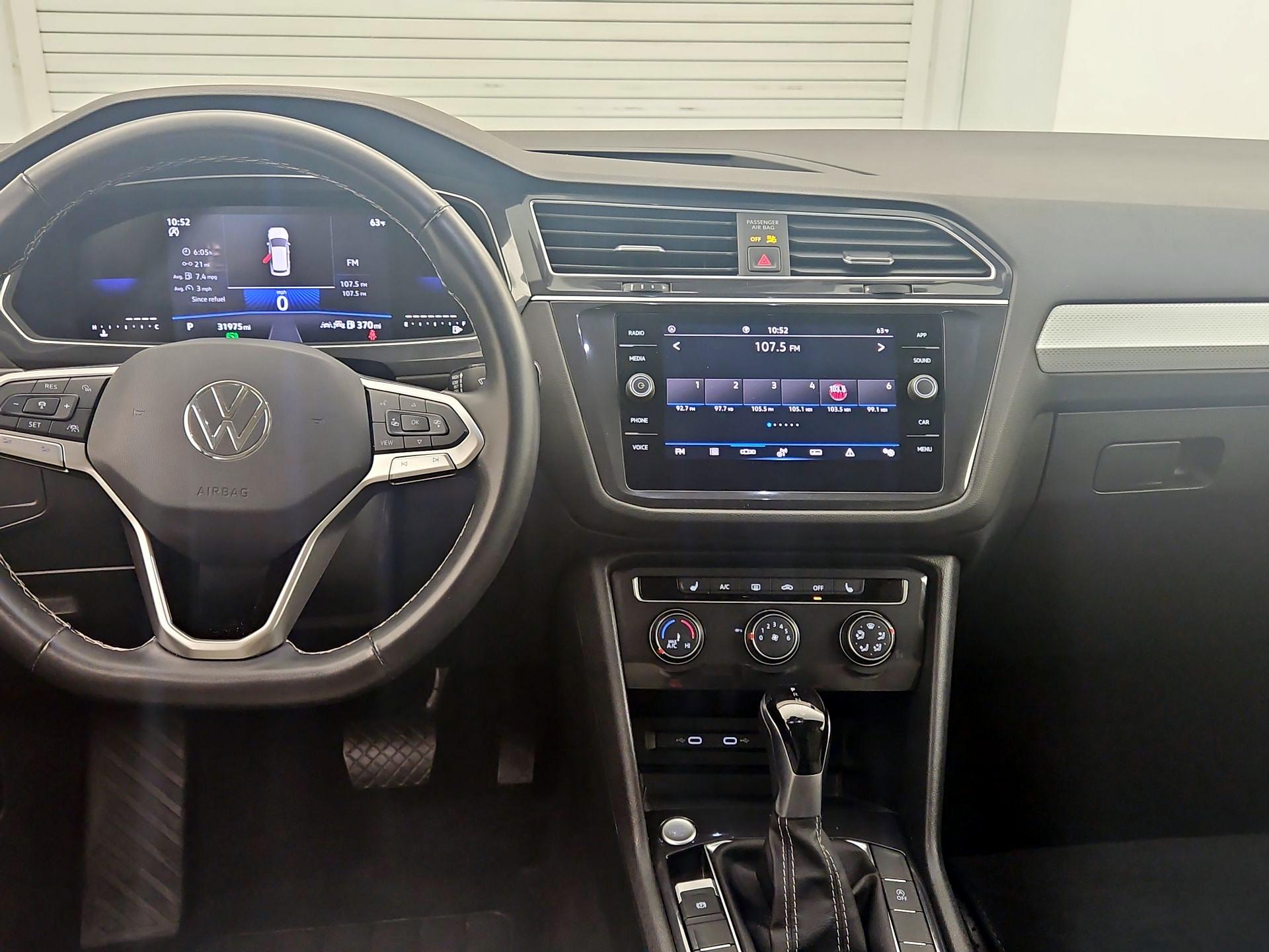 Thumbnail: 2024 Volkswagen Tiguan - 9