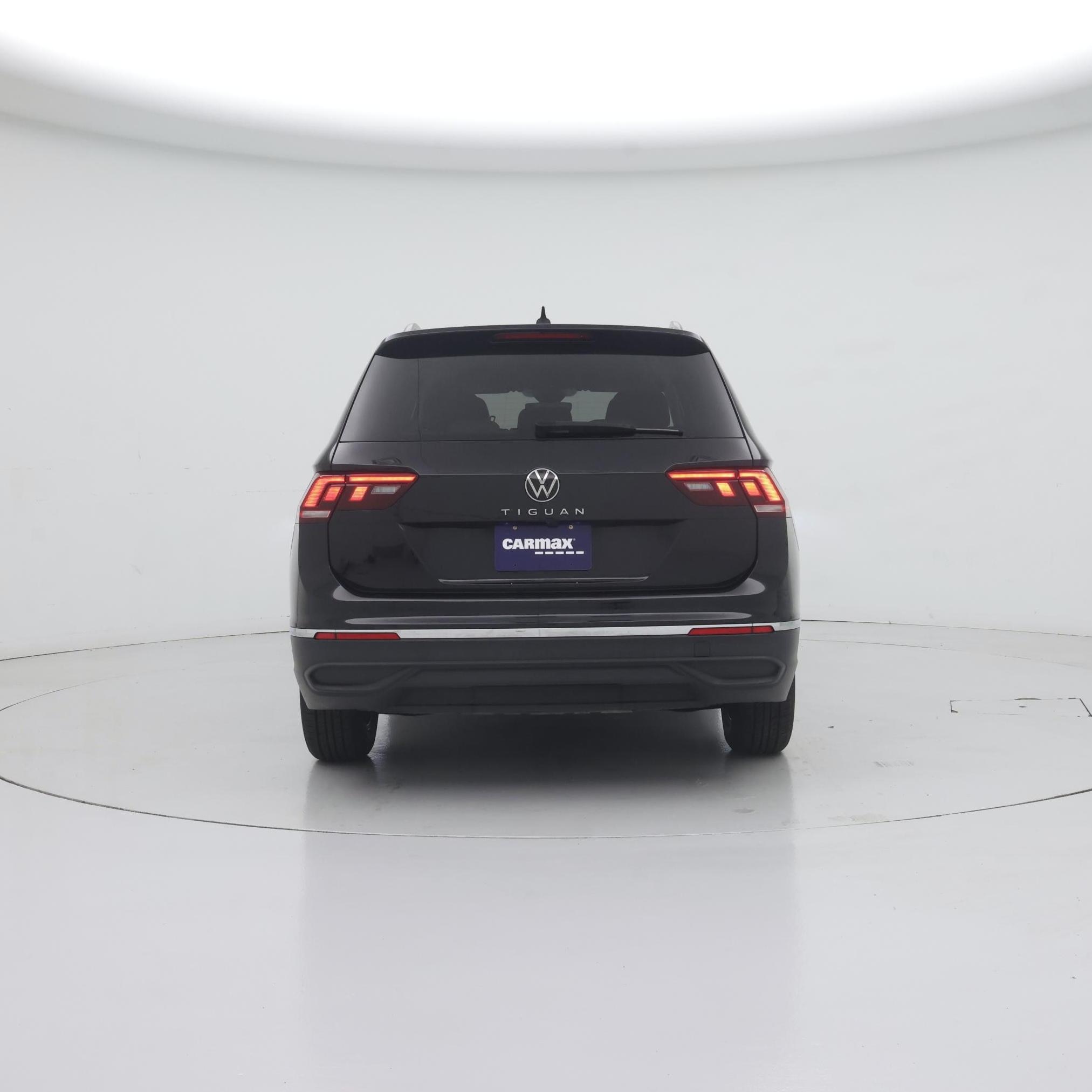 Thumbnail: 2024 Volkswagen Tiguan - 6