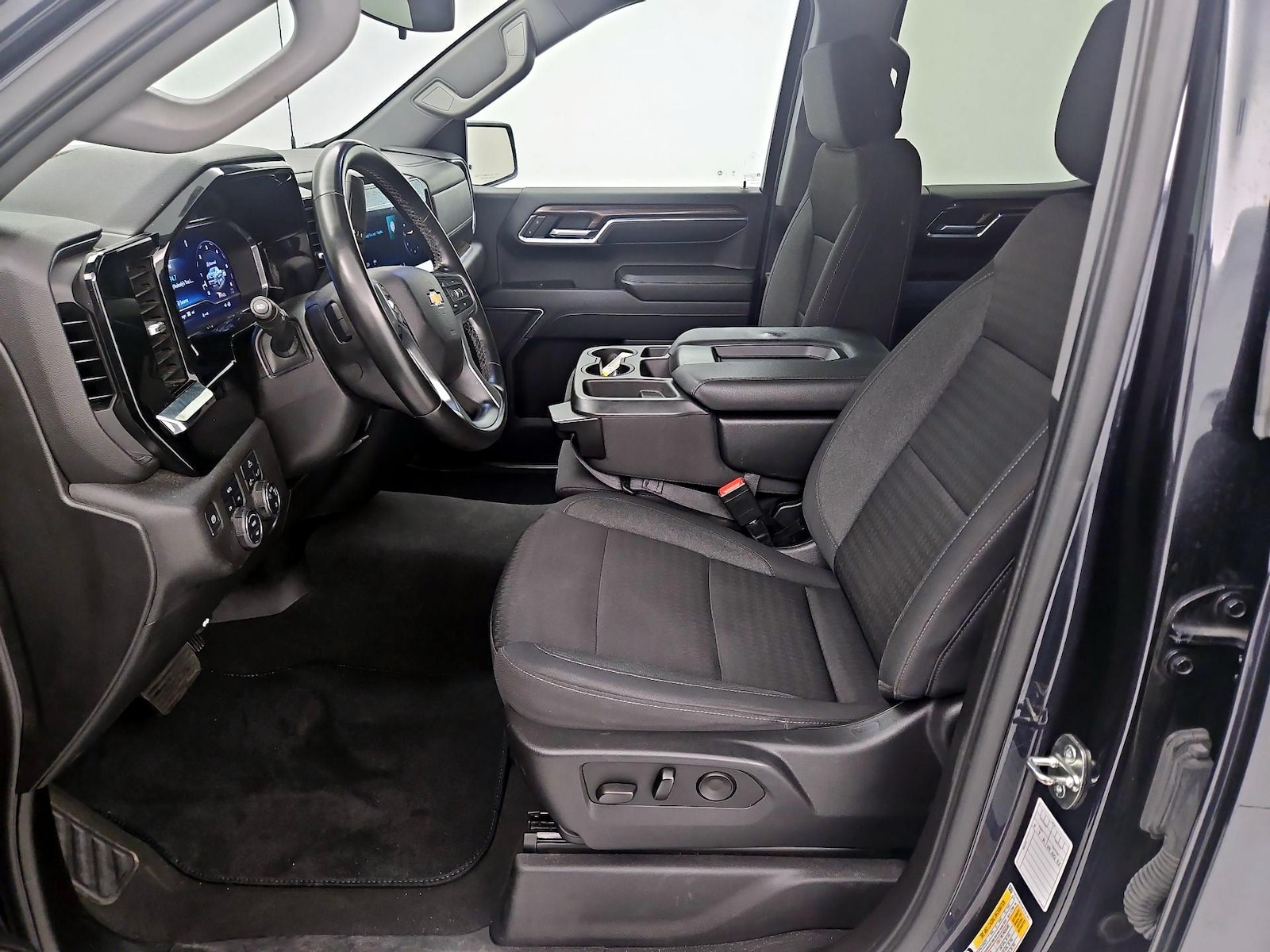 2023 Chevrolet Silverado 1500 LT - Photo 12
