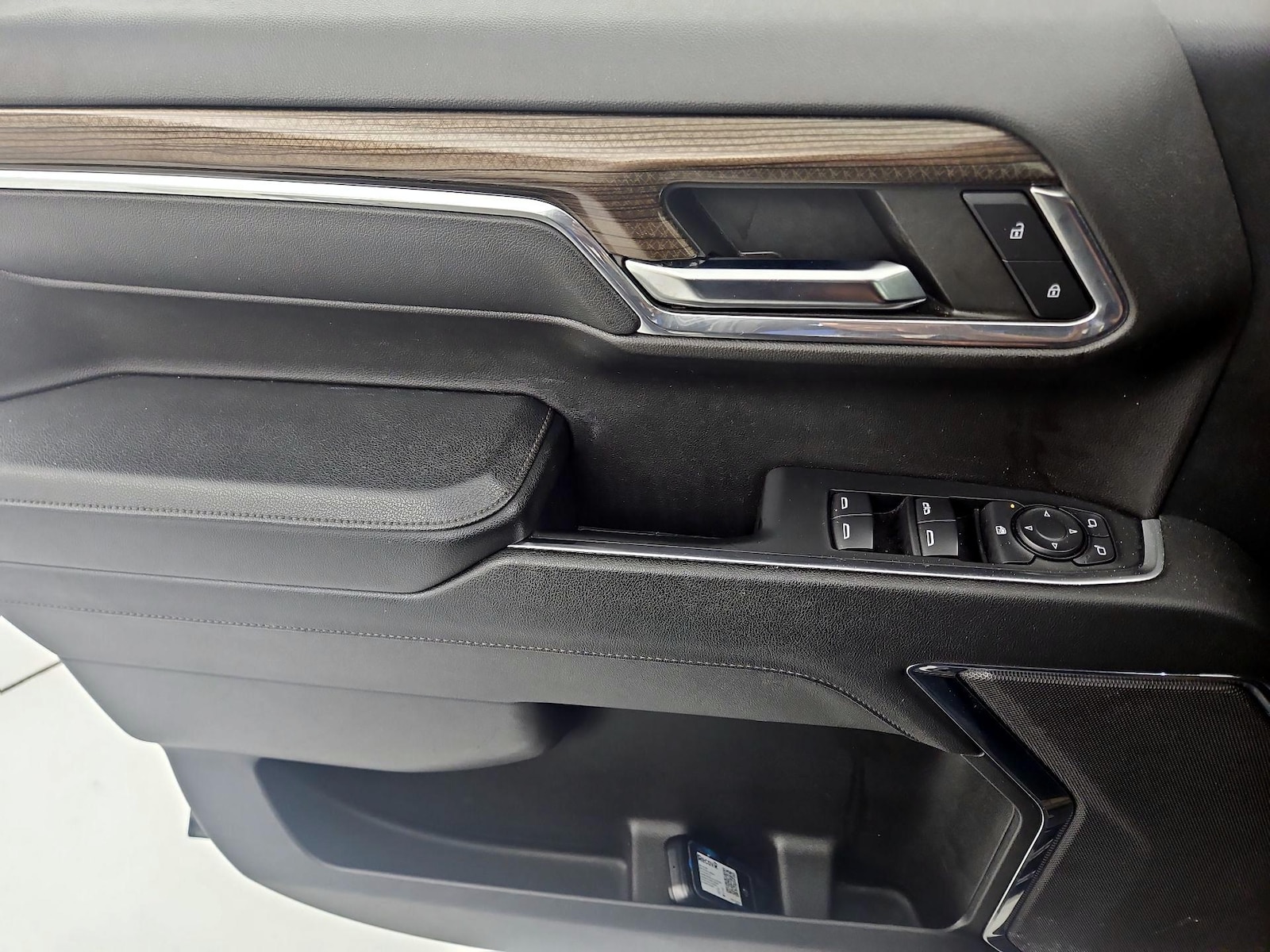 2023 Chevrolet Silverado 1500 LT - Photo 13