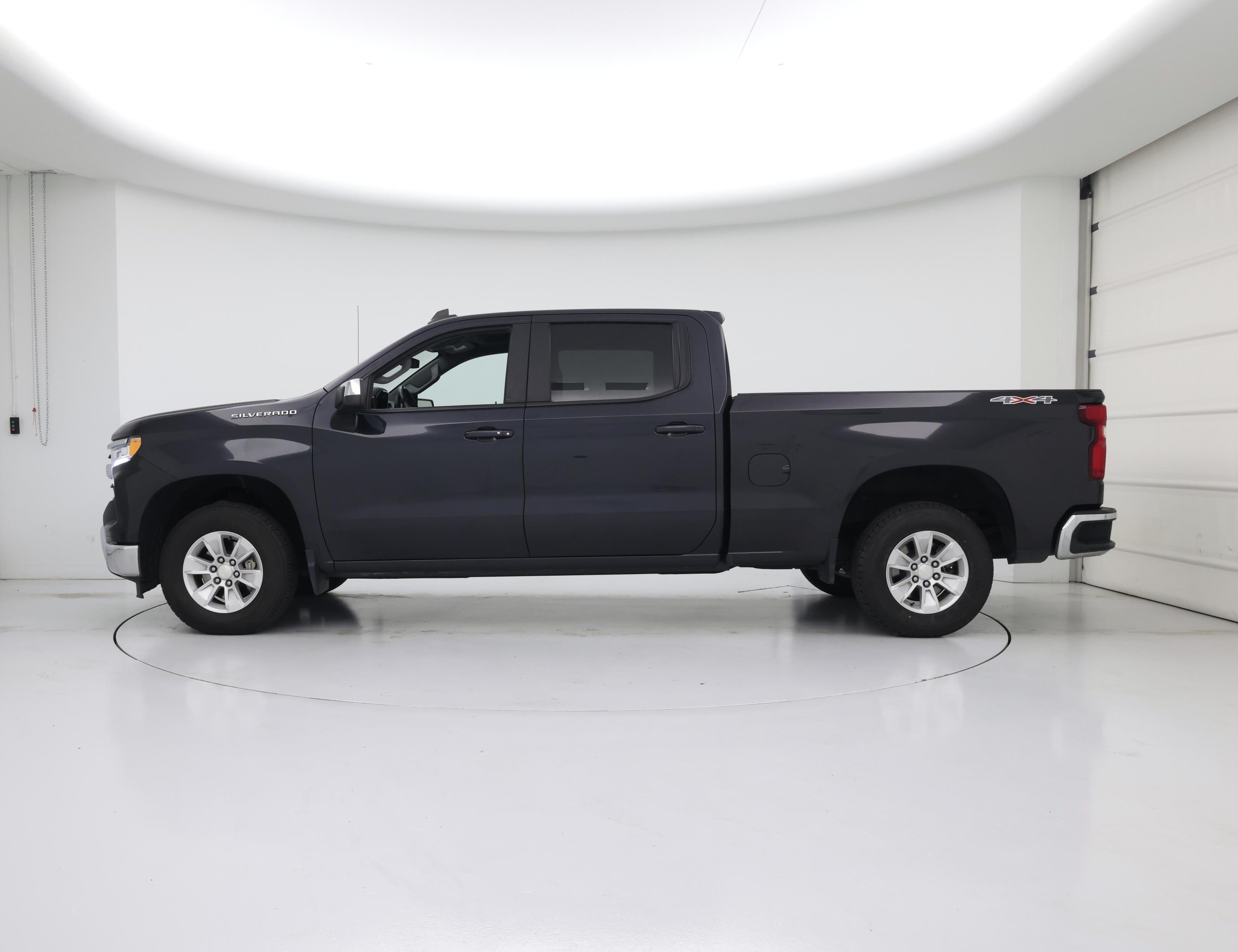 Thumbnail: 2023 Chevrolet Silverado 1500 - 3