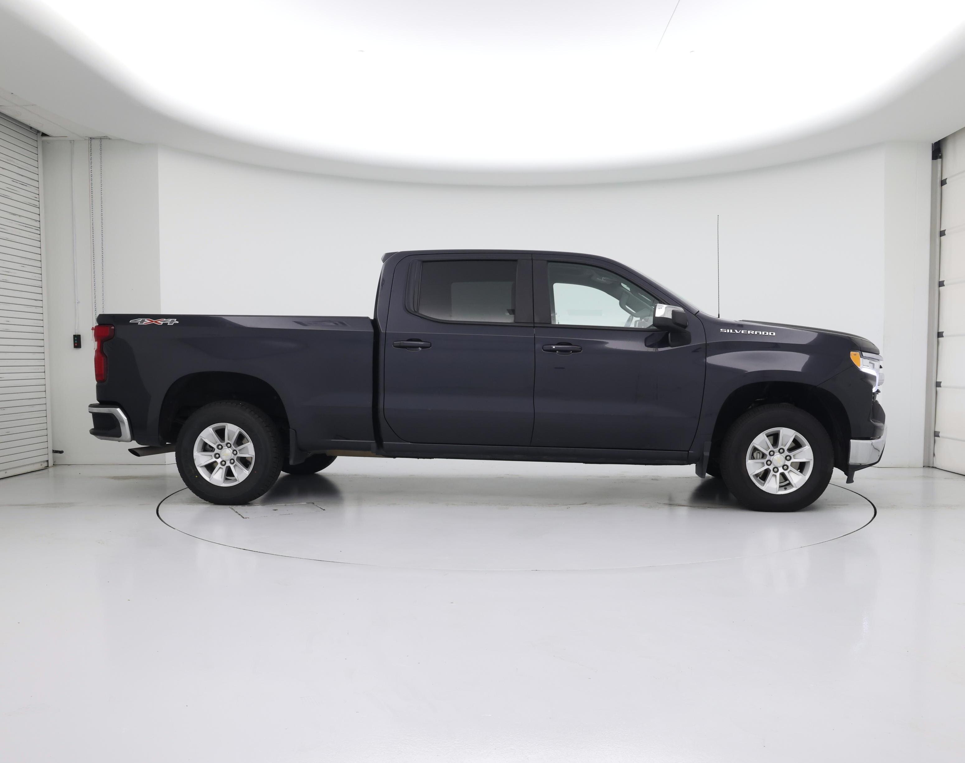 Thumbnail: 2023 Chevrolet Silverado 1500 - 7