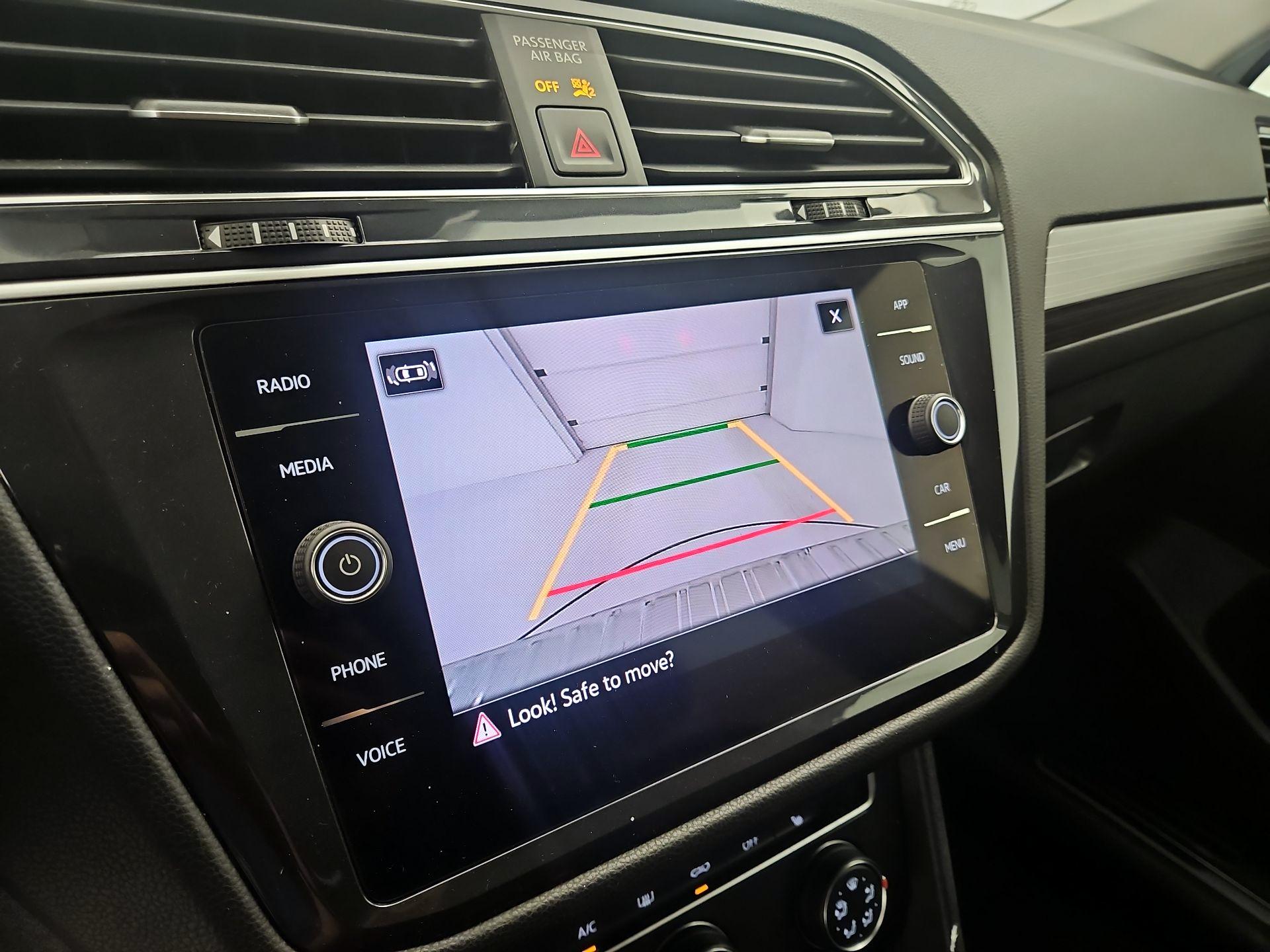 Thumbnail: 2024 Volkswagen Tiguan - 14