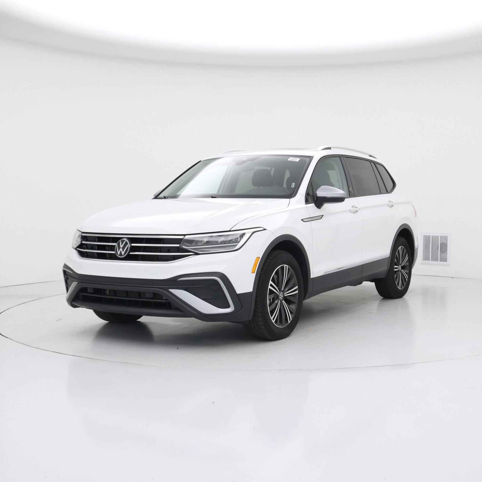 Thumbnail: 2024 Volkswagen Tiguan - 4
