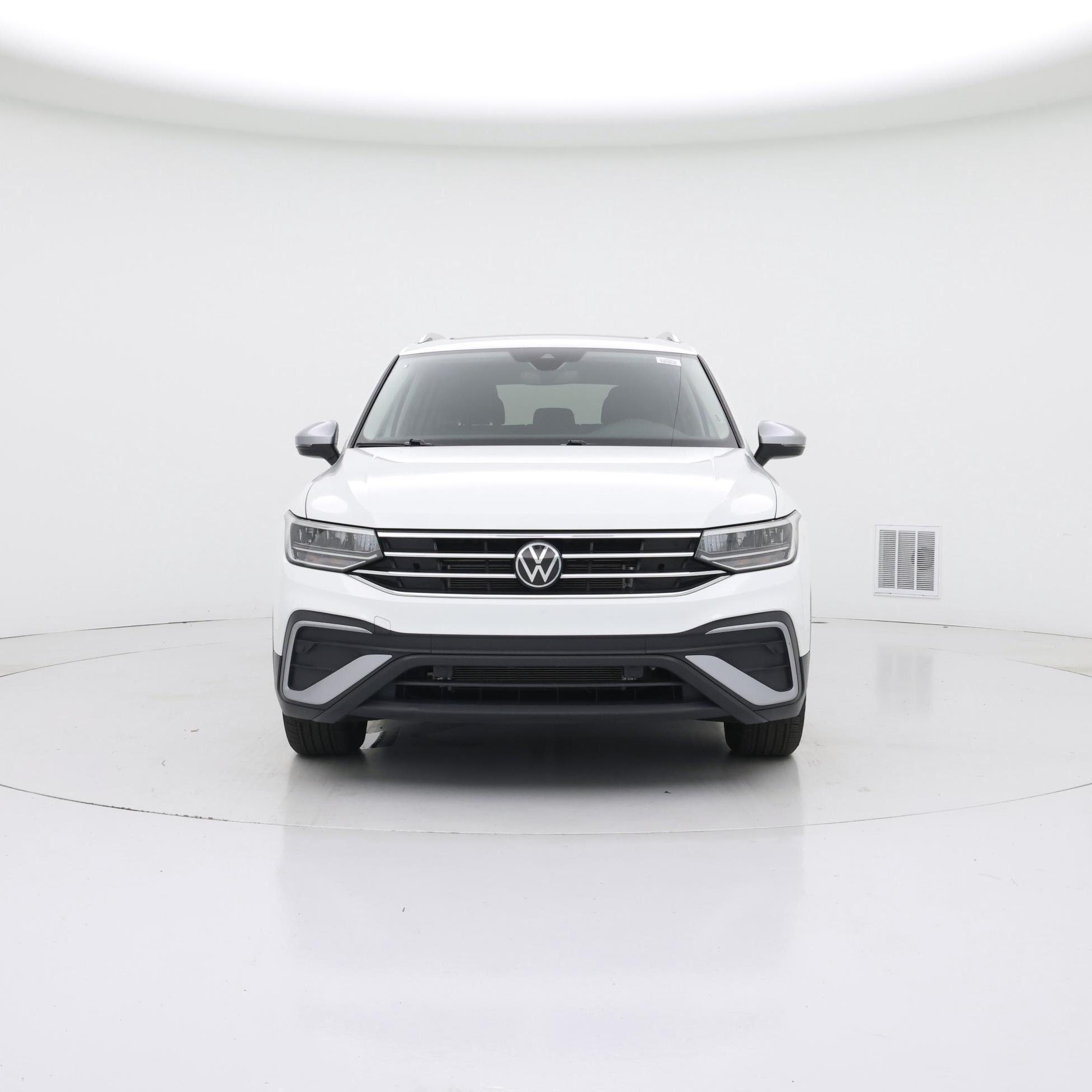 Thumbnail: 2024 Volkswagen Tiguan - 5