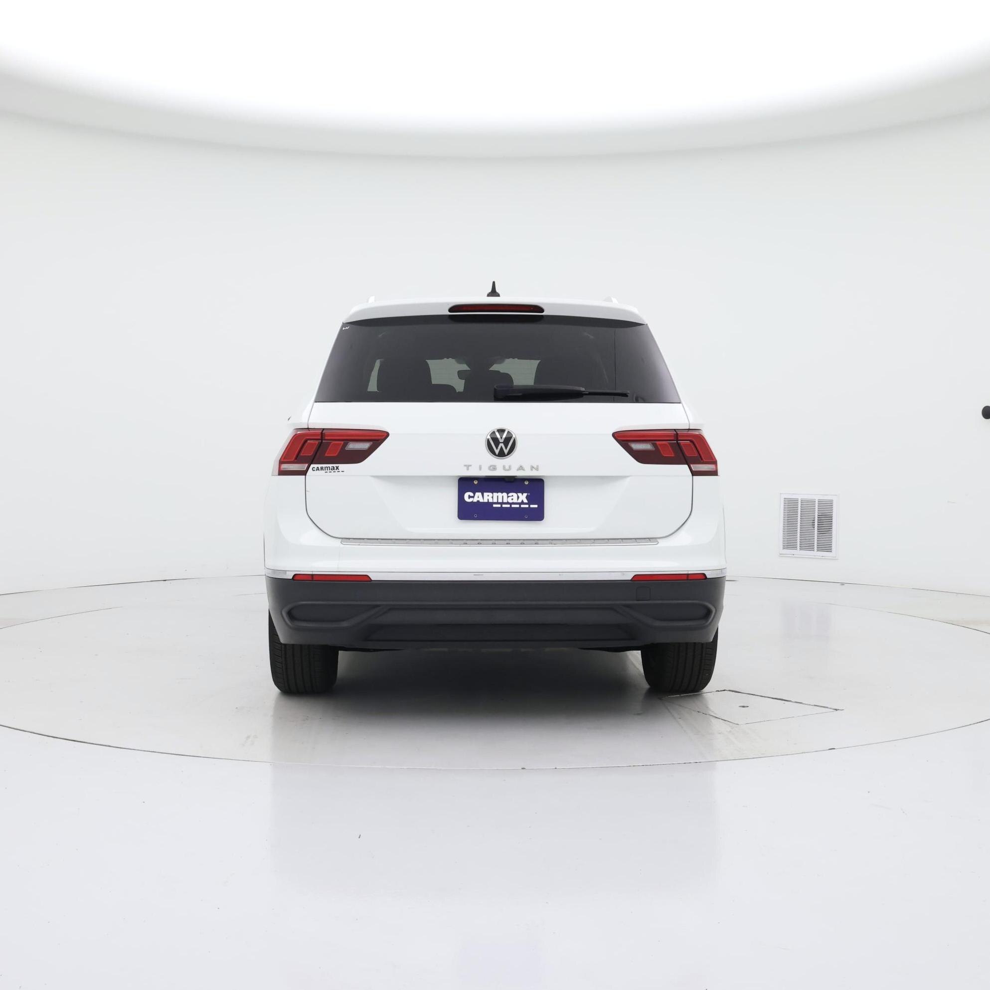 Thumbnail: 2024 Volkswagen Tiguan - 6