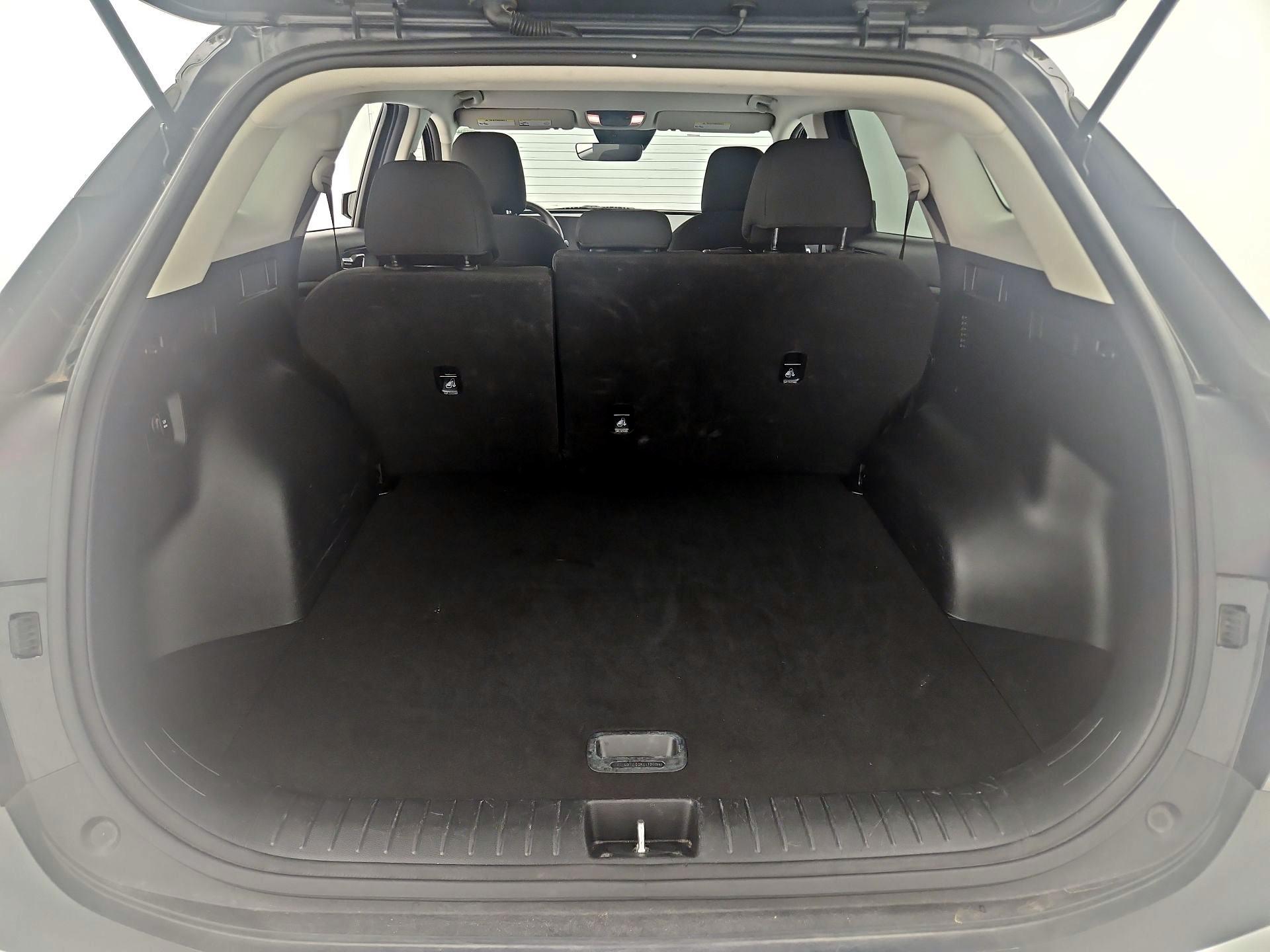 Thumbnail: 2024 Kia Sportage - 18