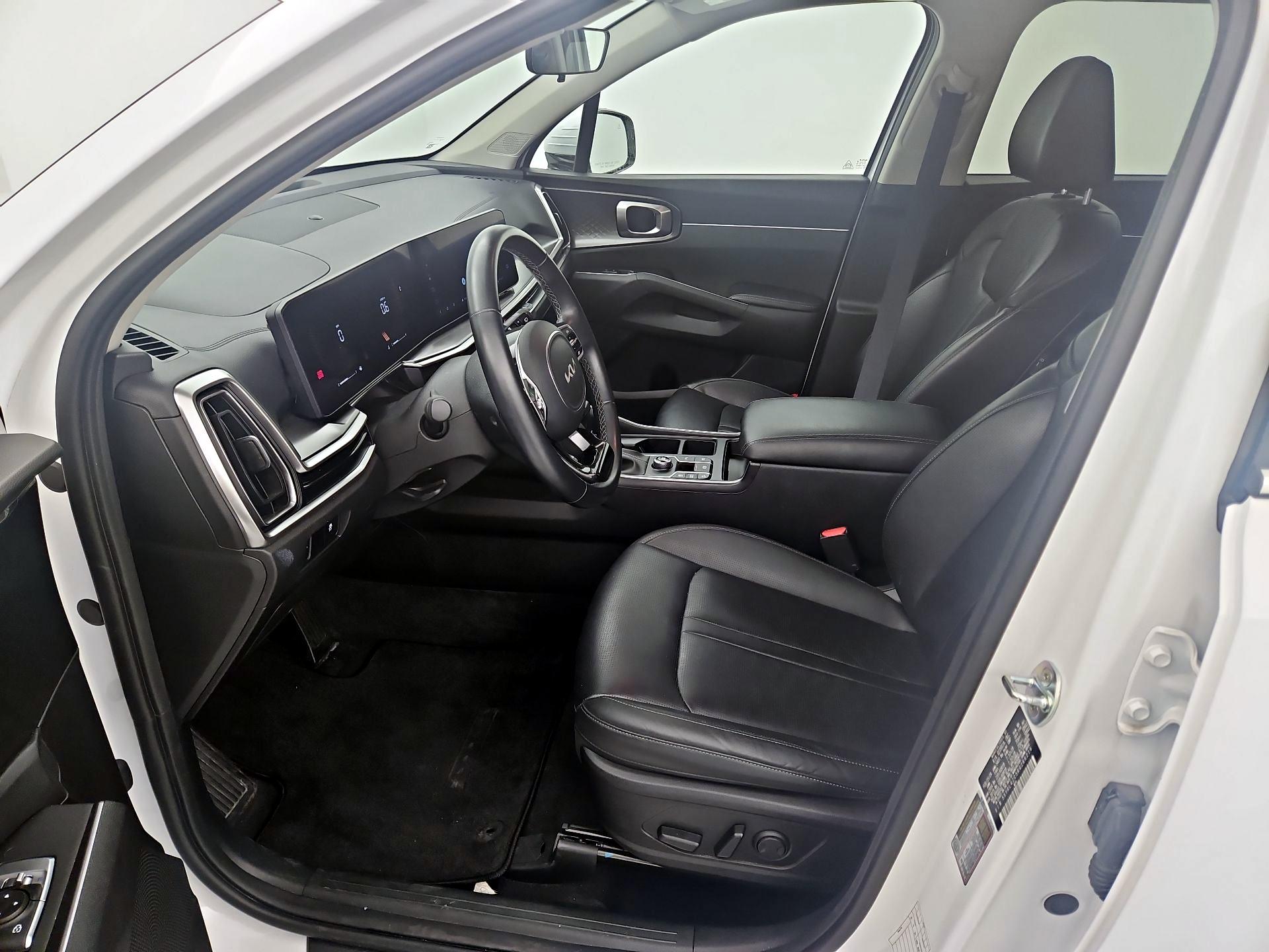 Thumbnail: 2024 Kia Sorento - 11