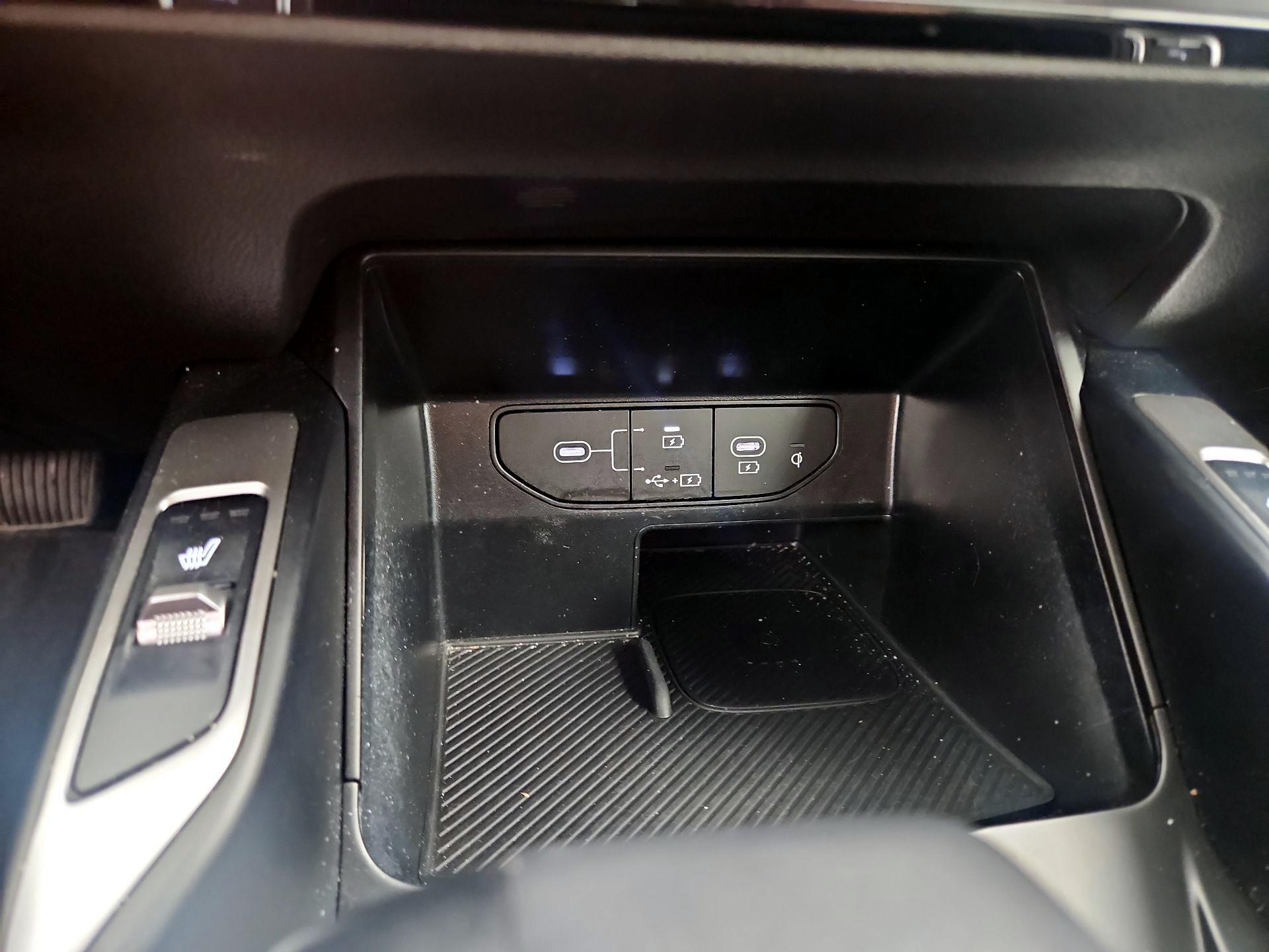 Thumbnail: 2024 Kia Sorento - 19