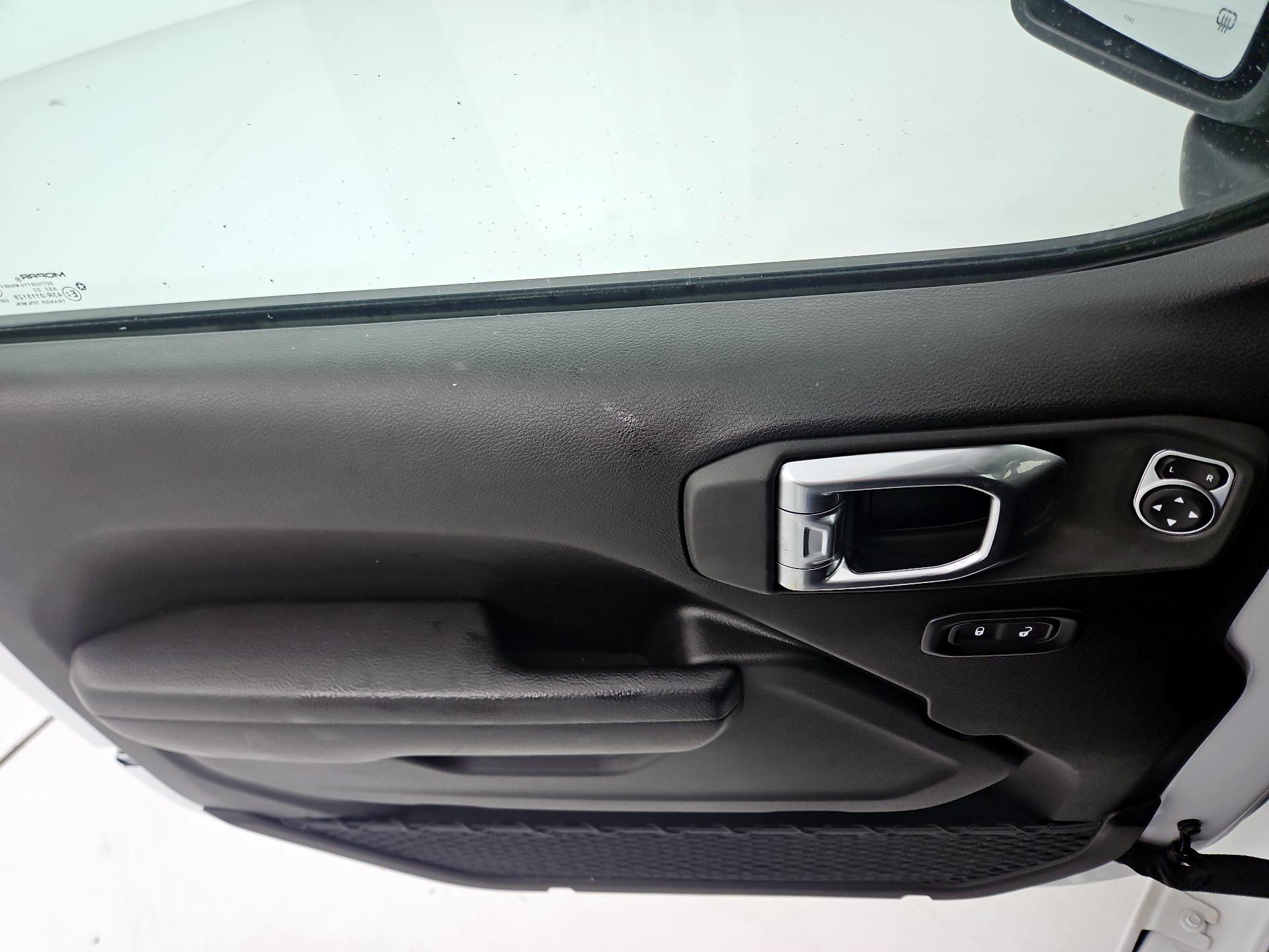 Thumbnail: 2022 Jeep Wrangler - 12