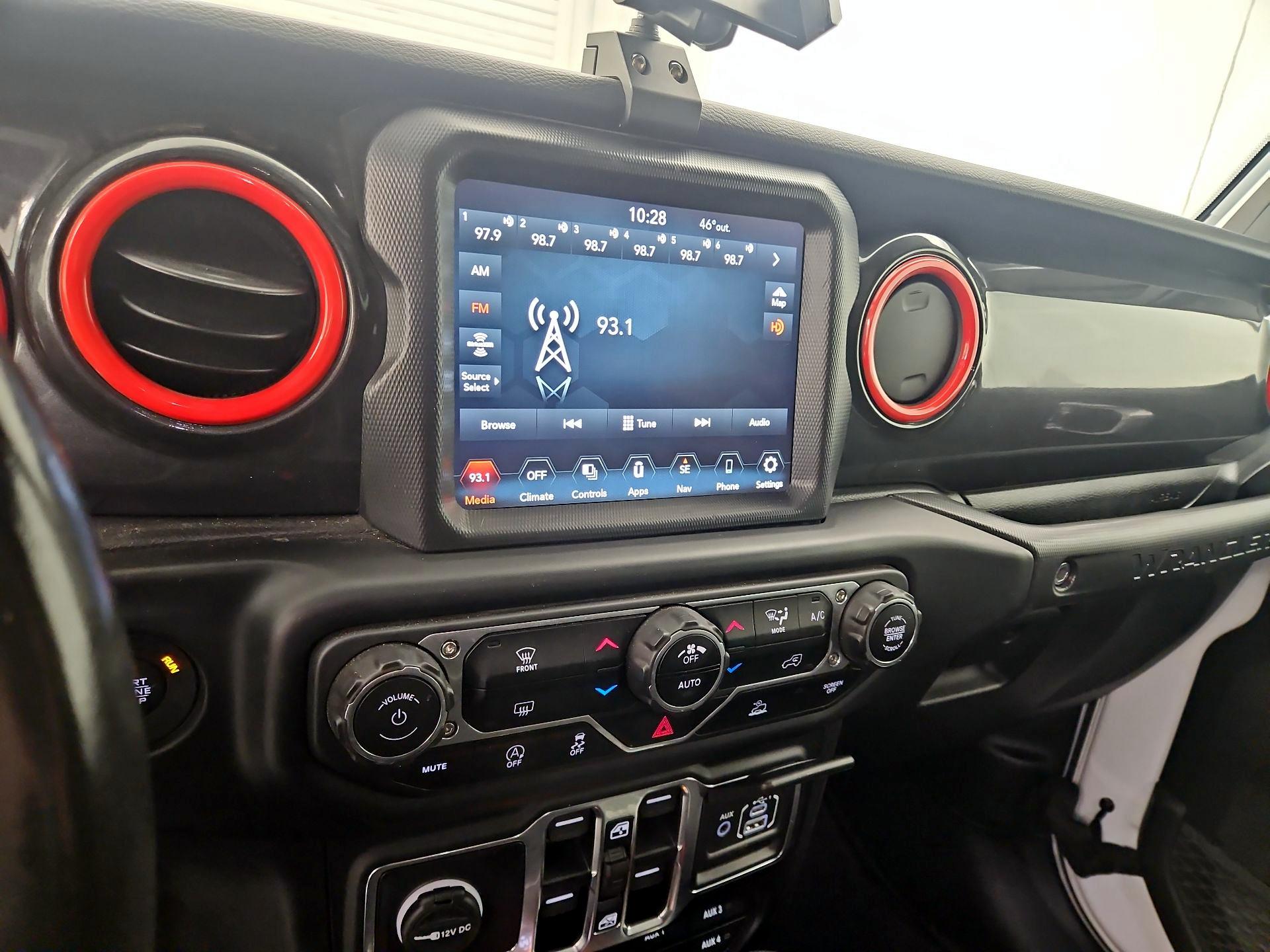 Thumbnail: 2022 Jeep Wrangler - 16